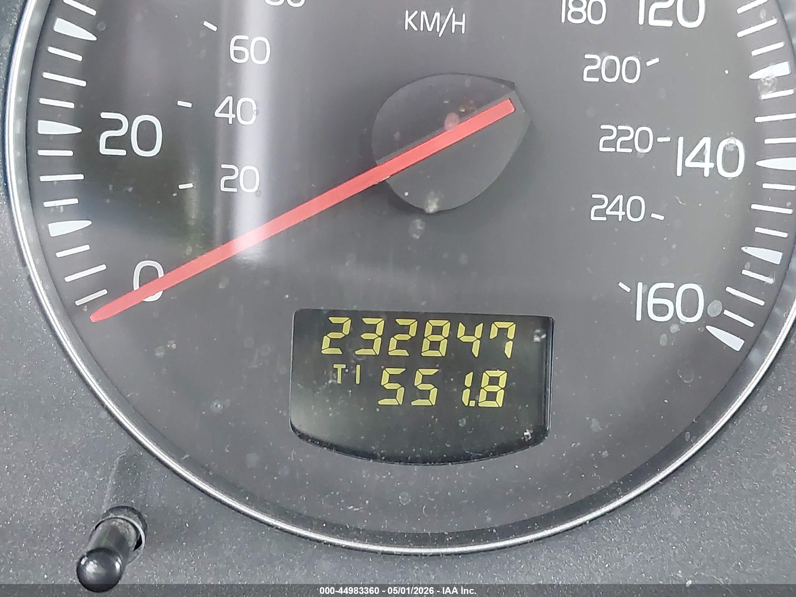 VOLVO S60 image 6