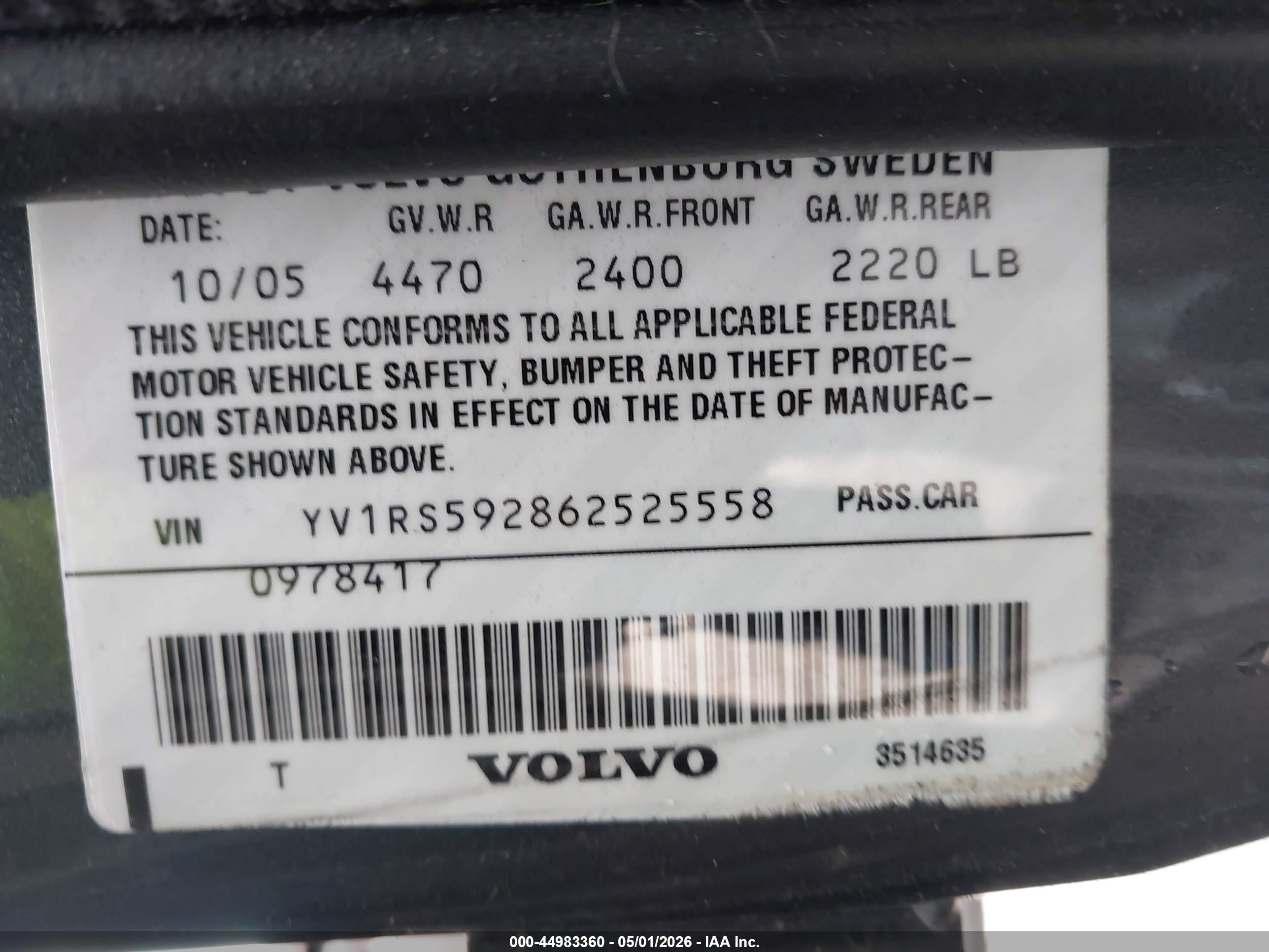 VOLVO S60 image 9
