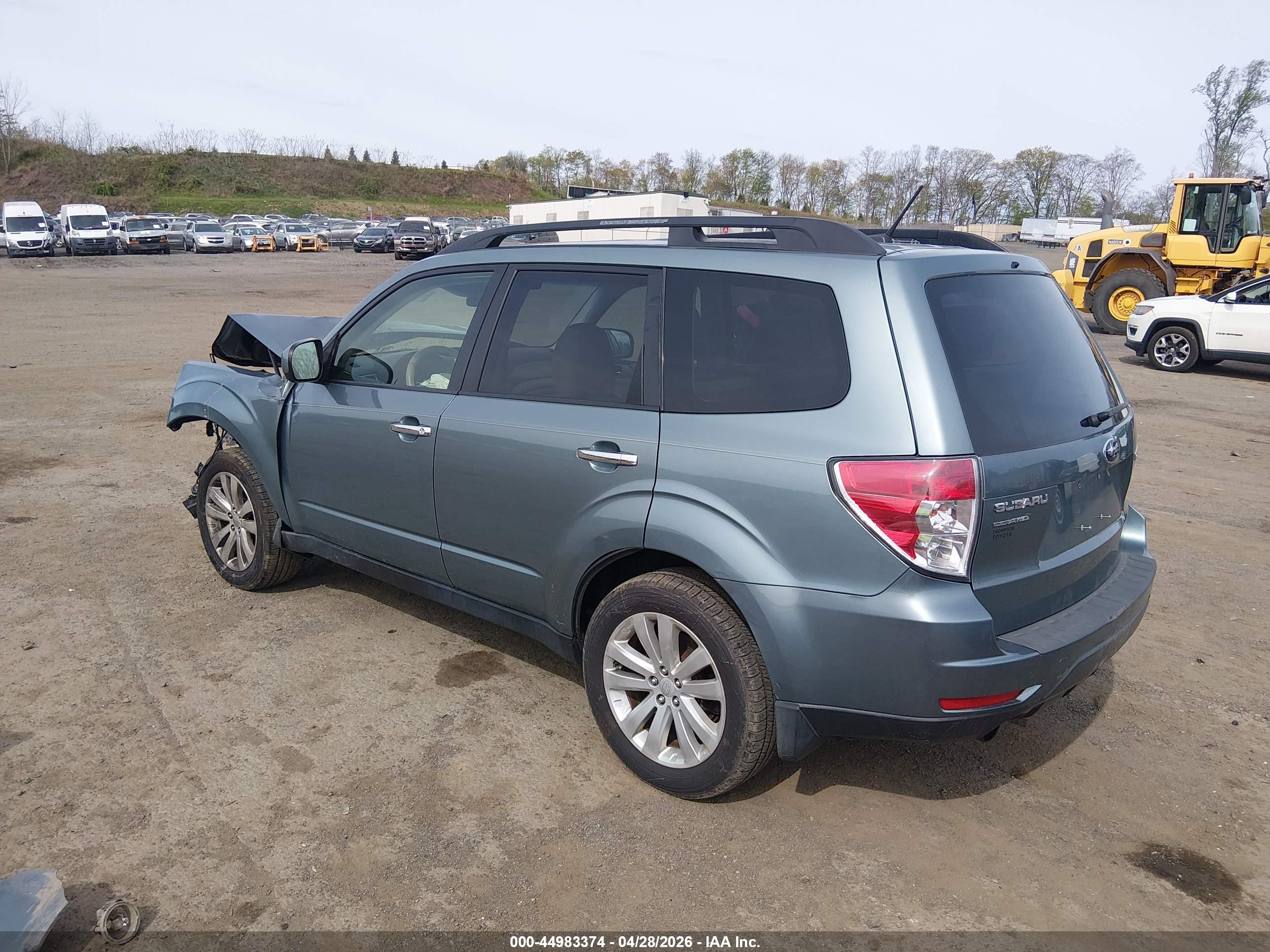 SUBARU FORESTER image 3