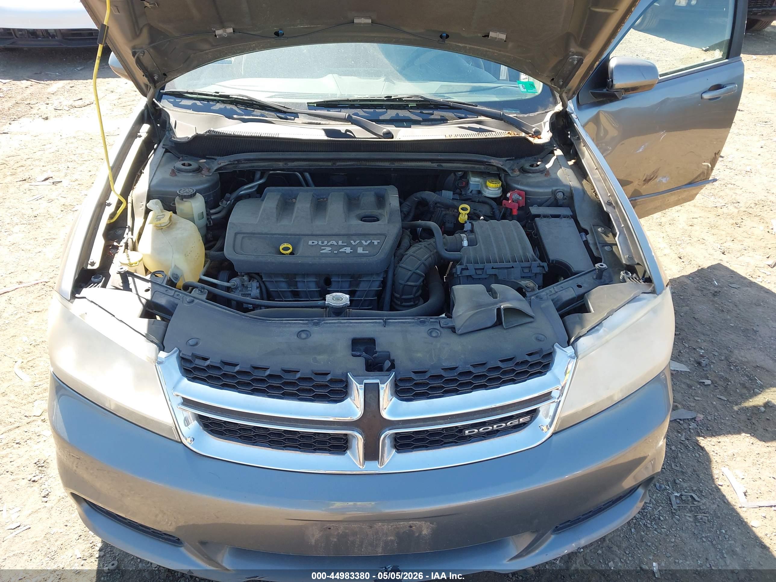 DODGE AVENGER image 10