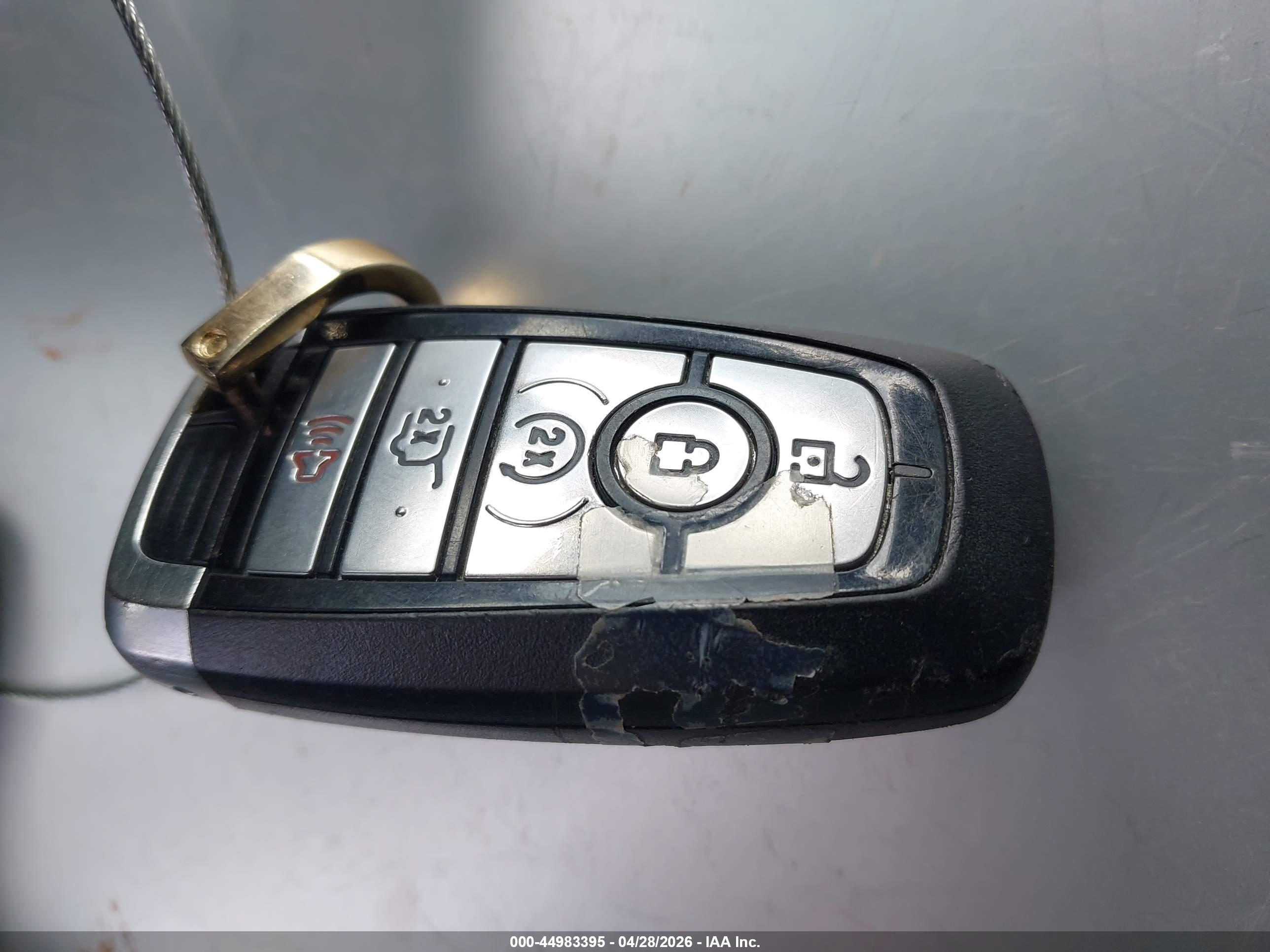 FORD ESCAPE image 11