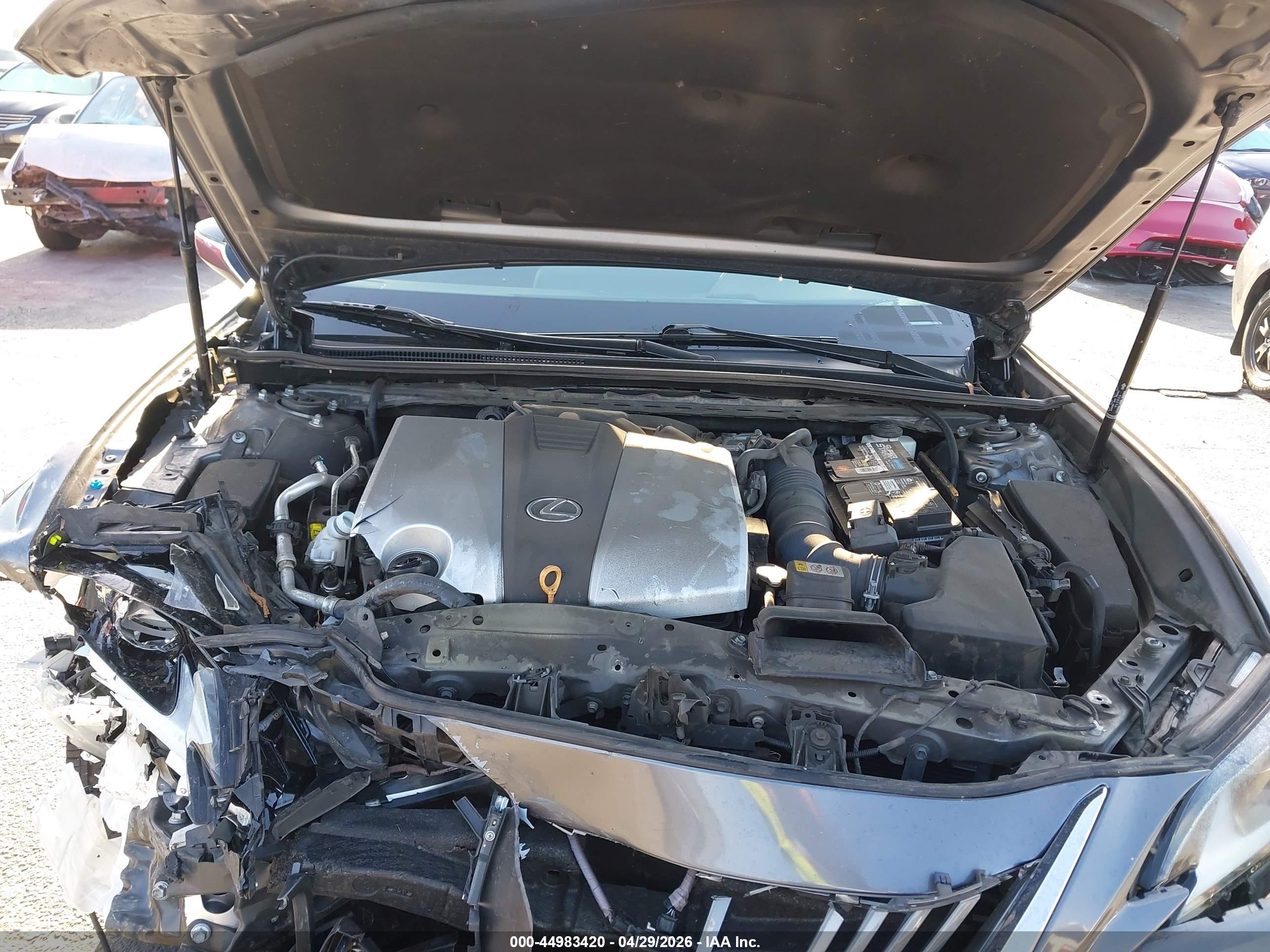 LEXUS ES image 10