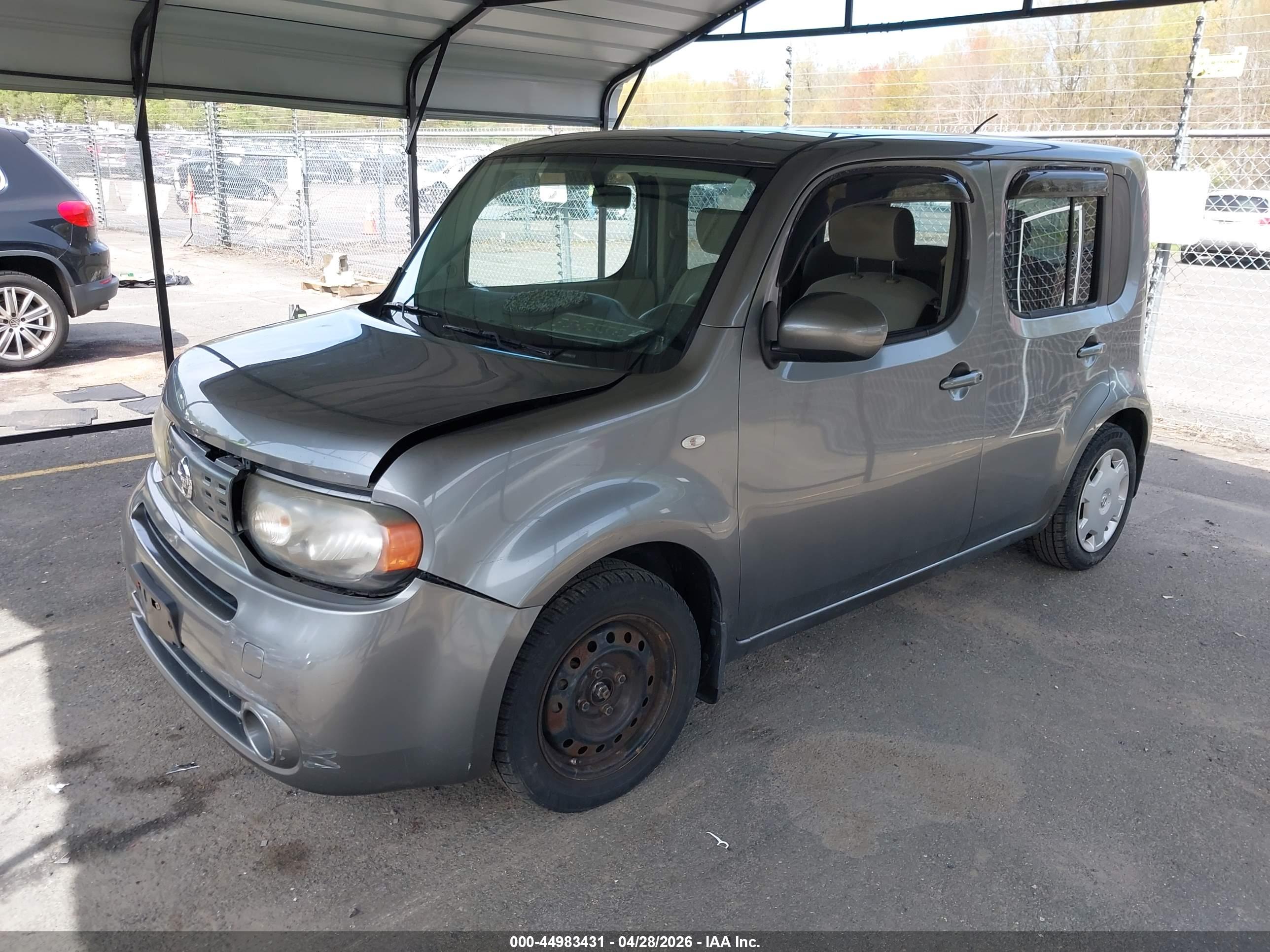 NISSAN CUBE image 2