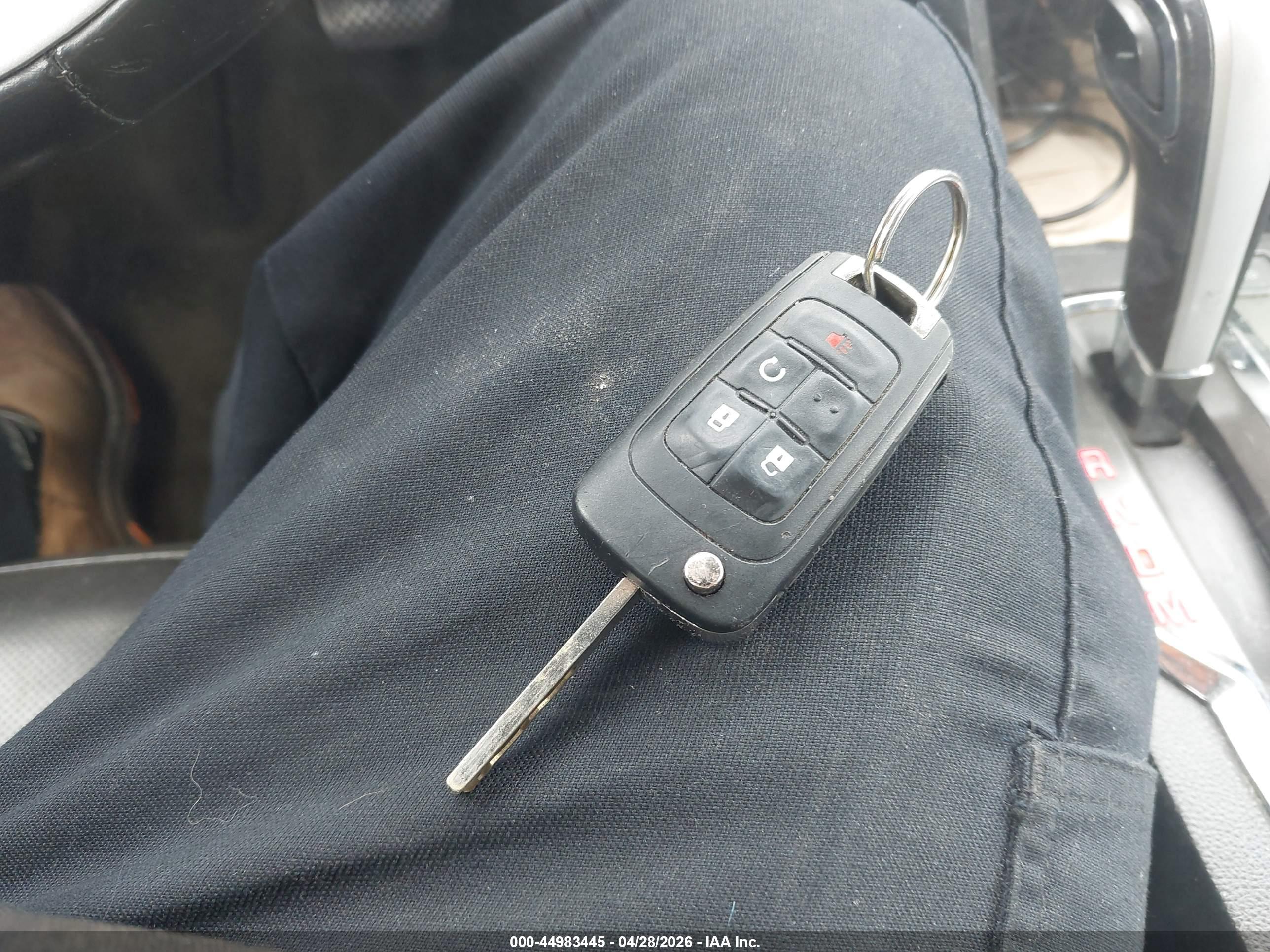 GMC TERRAIN image 11