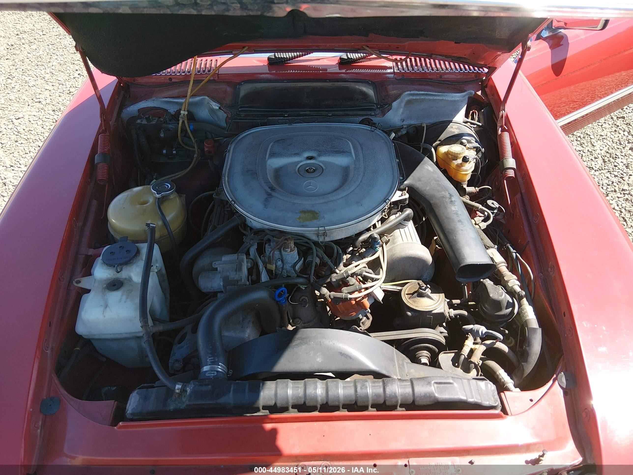 MERCEDES-BENZ 380 image 10