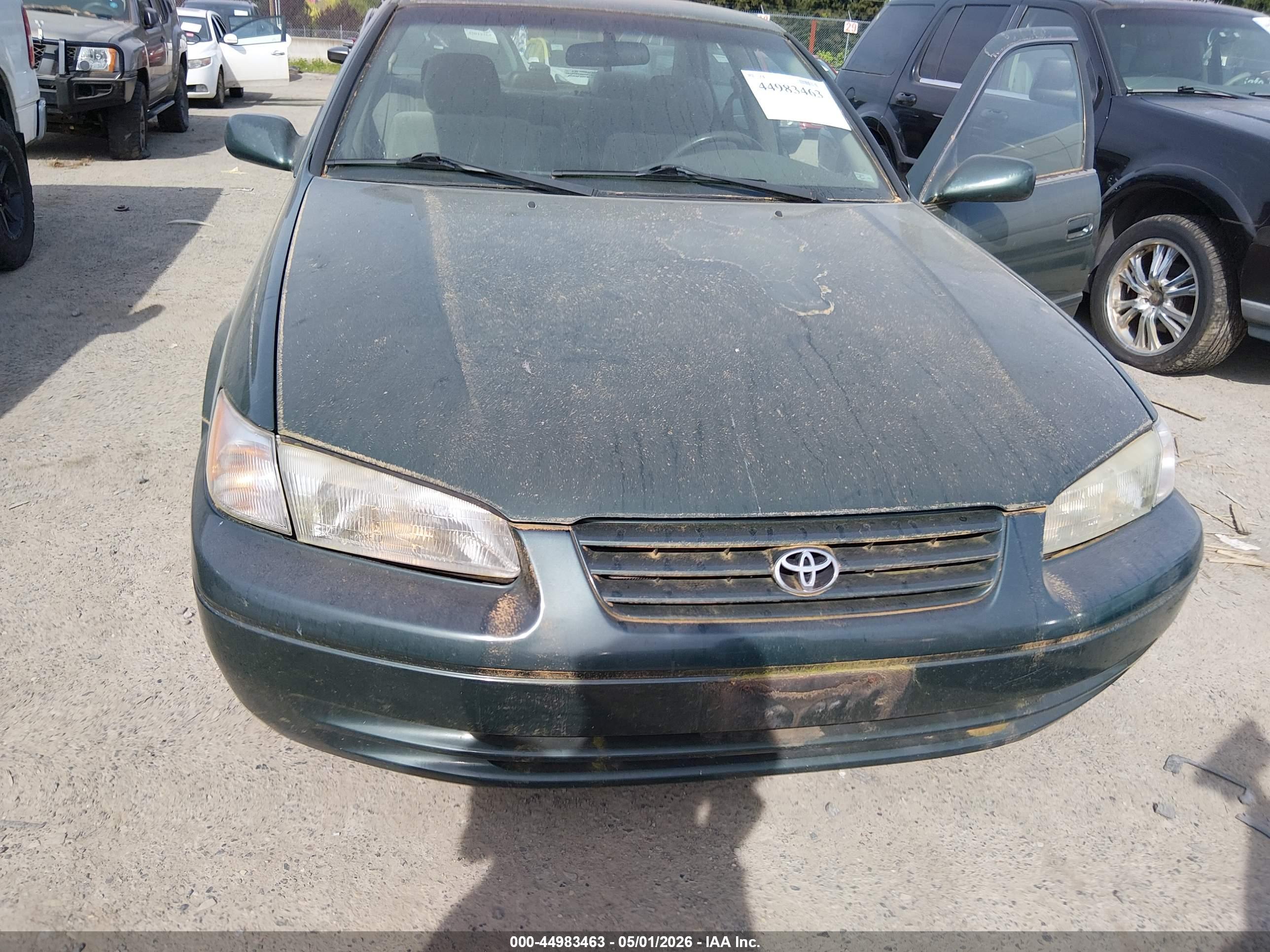 TOYOTA CAMRY image 6