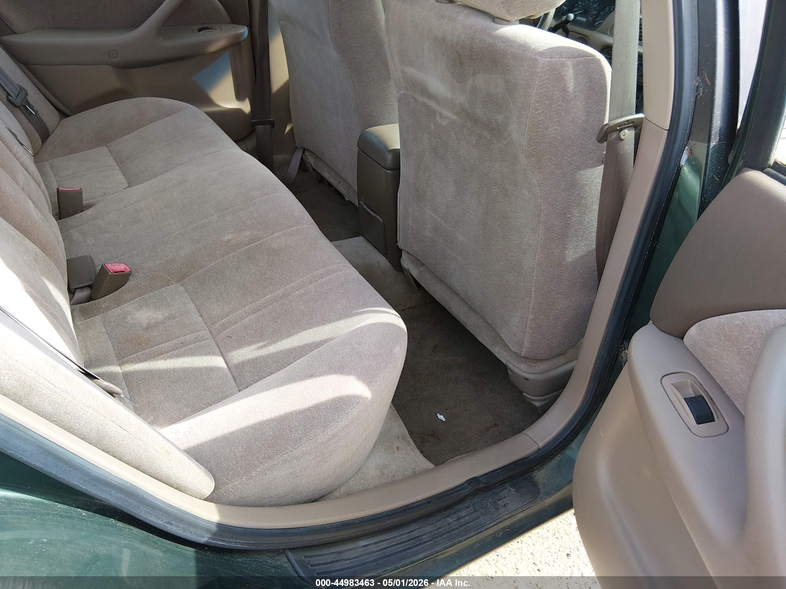 TOYOTA CAMRY image 8