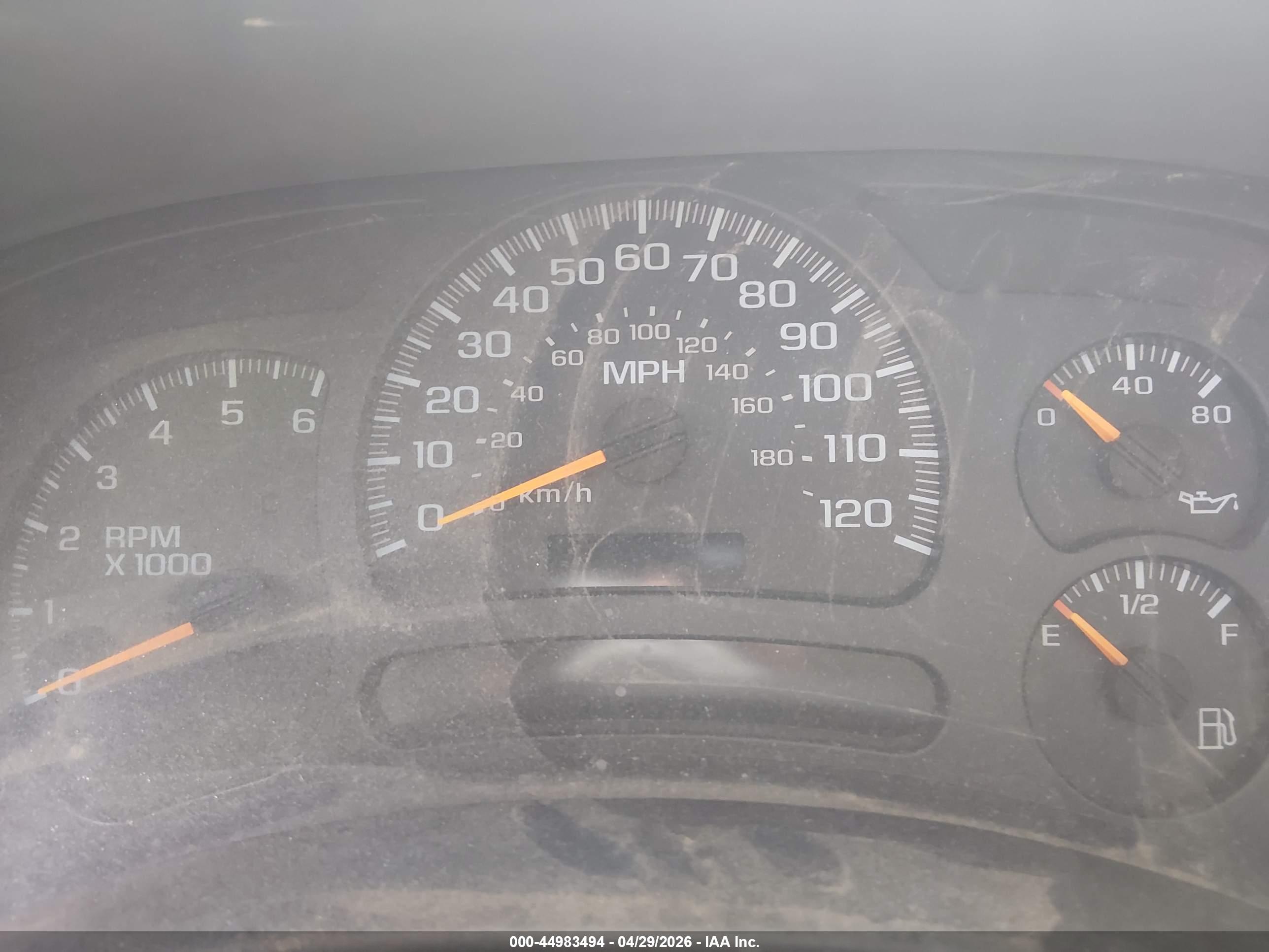 CHEVROLET SILVERADO image 7