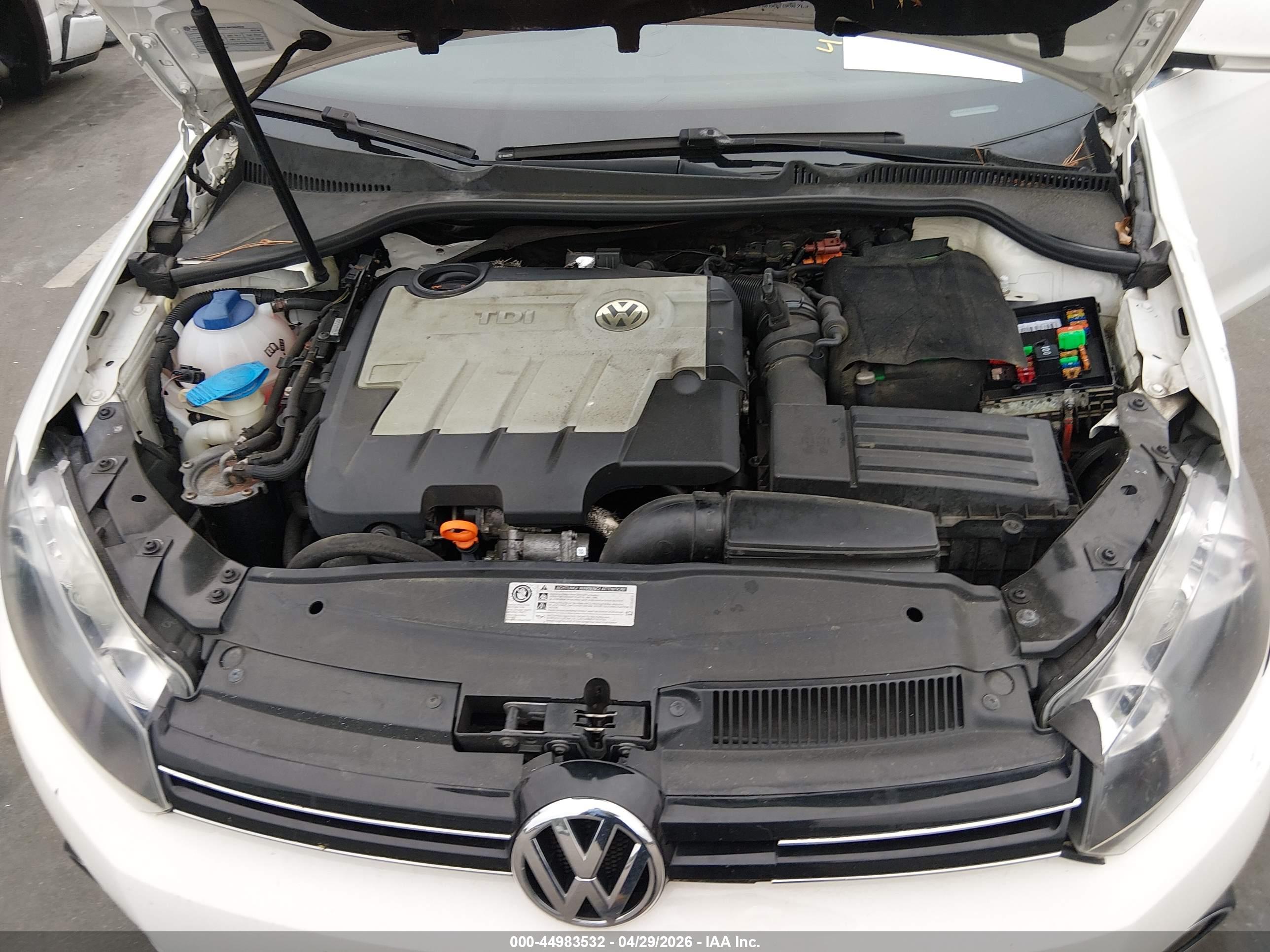 VOLKSWAGEN JETTA image 10