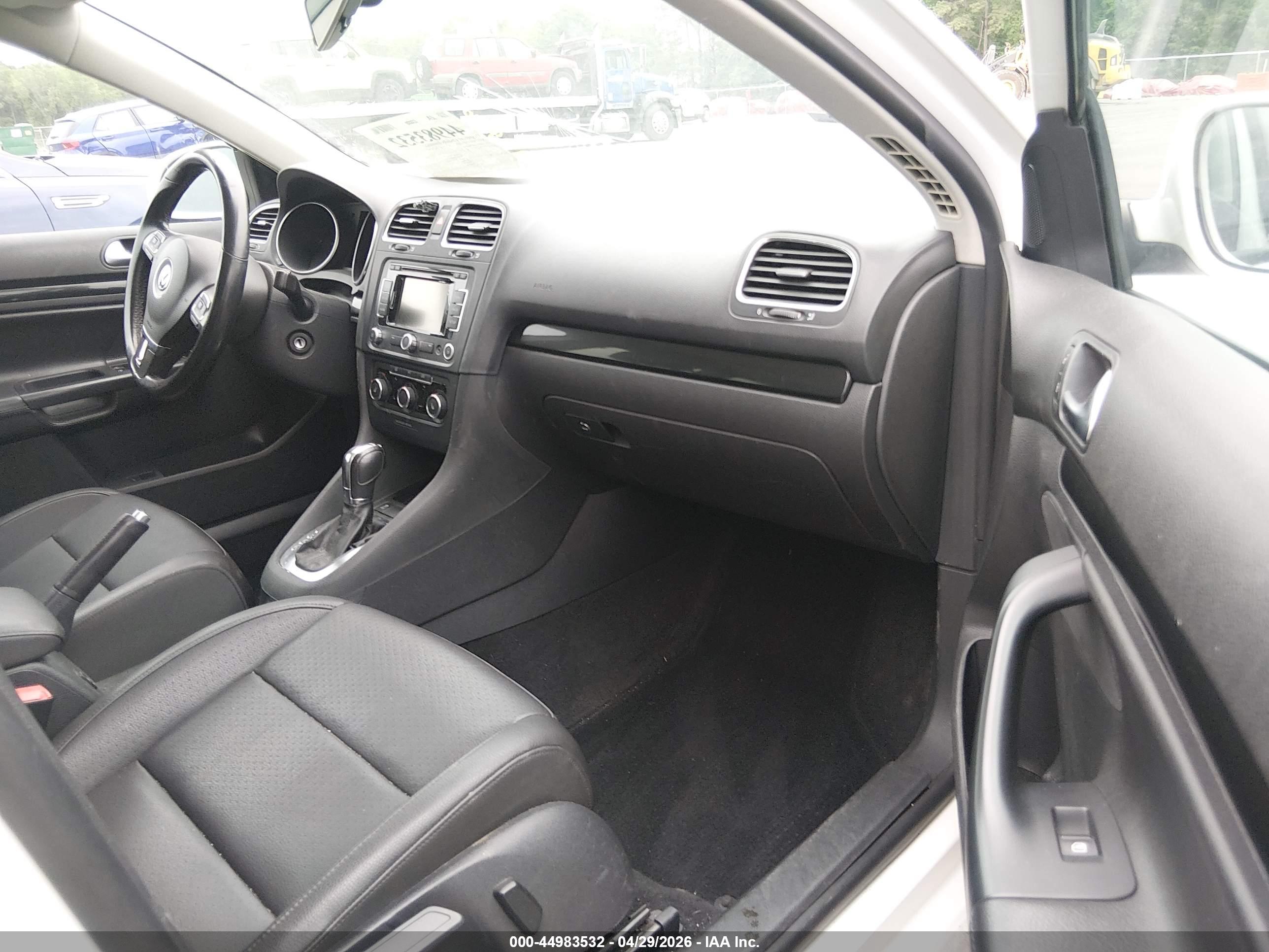 VOLKSWAGEN JETTA image 5