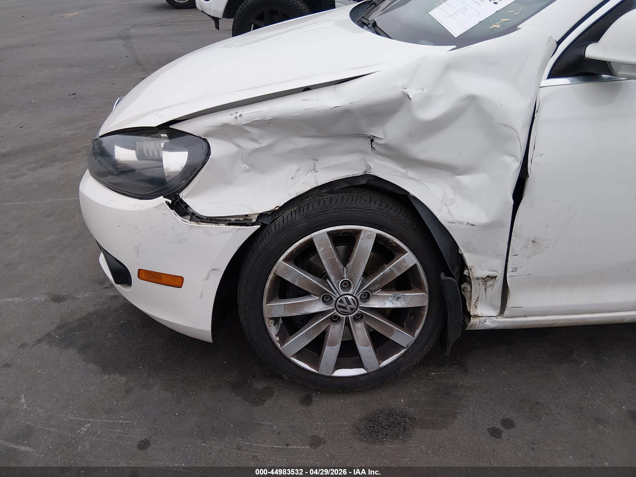 VOLKSWAGEN JETTA image 6
