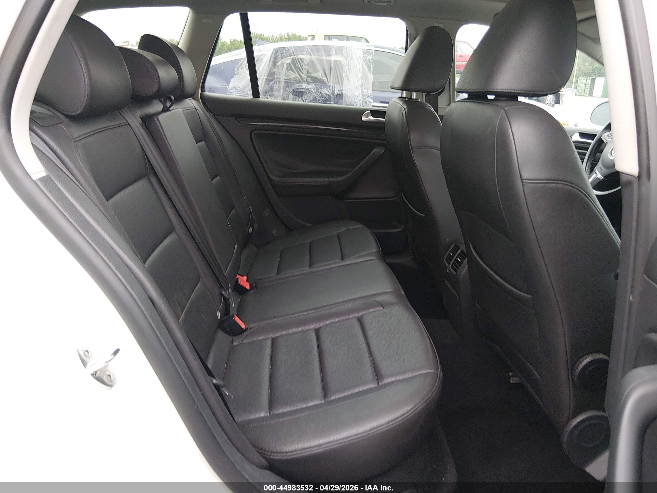 VOLKSWAGEN JETTA image 8