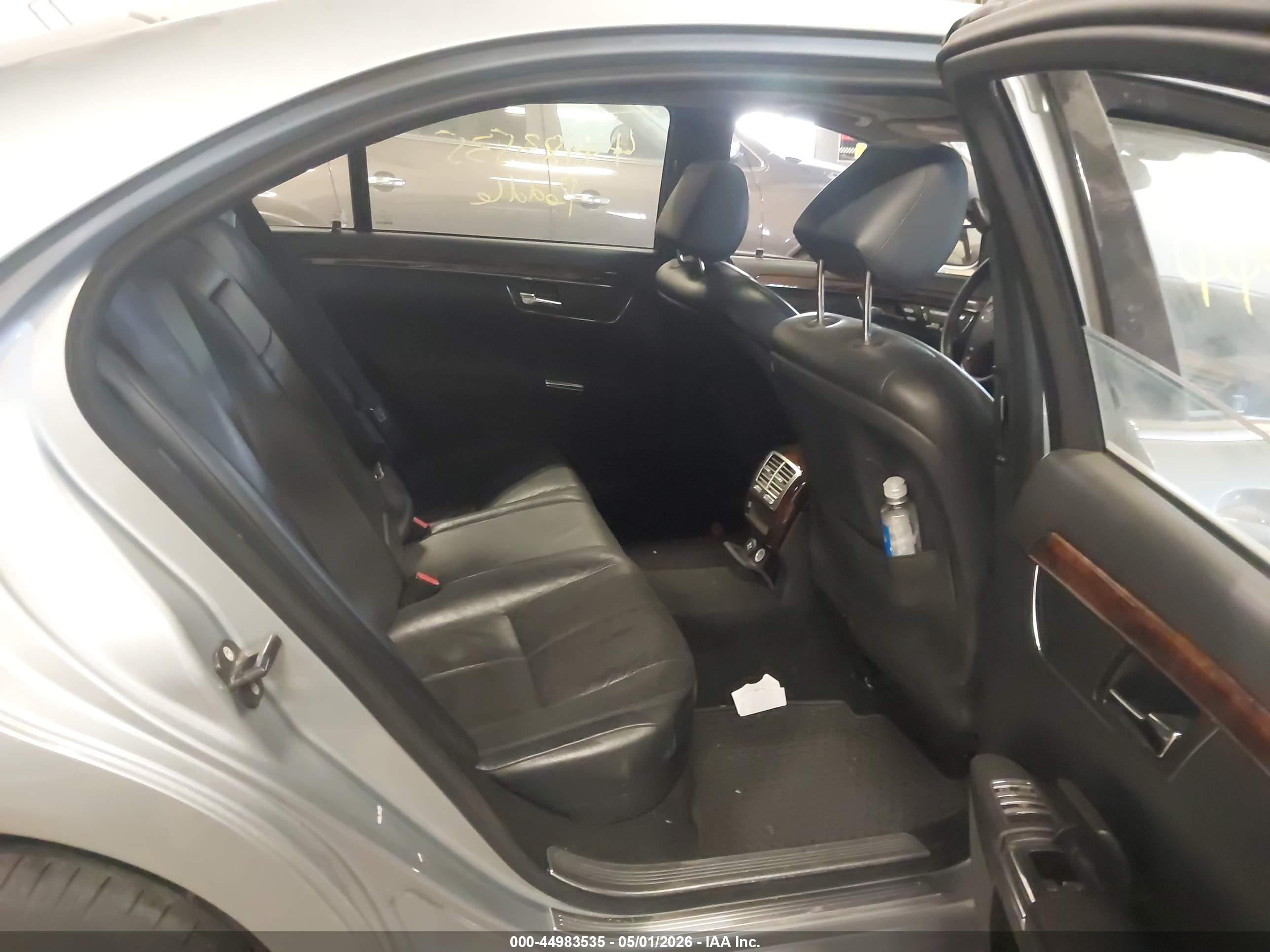 MERCEDES-BENZ S image 8