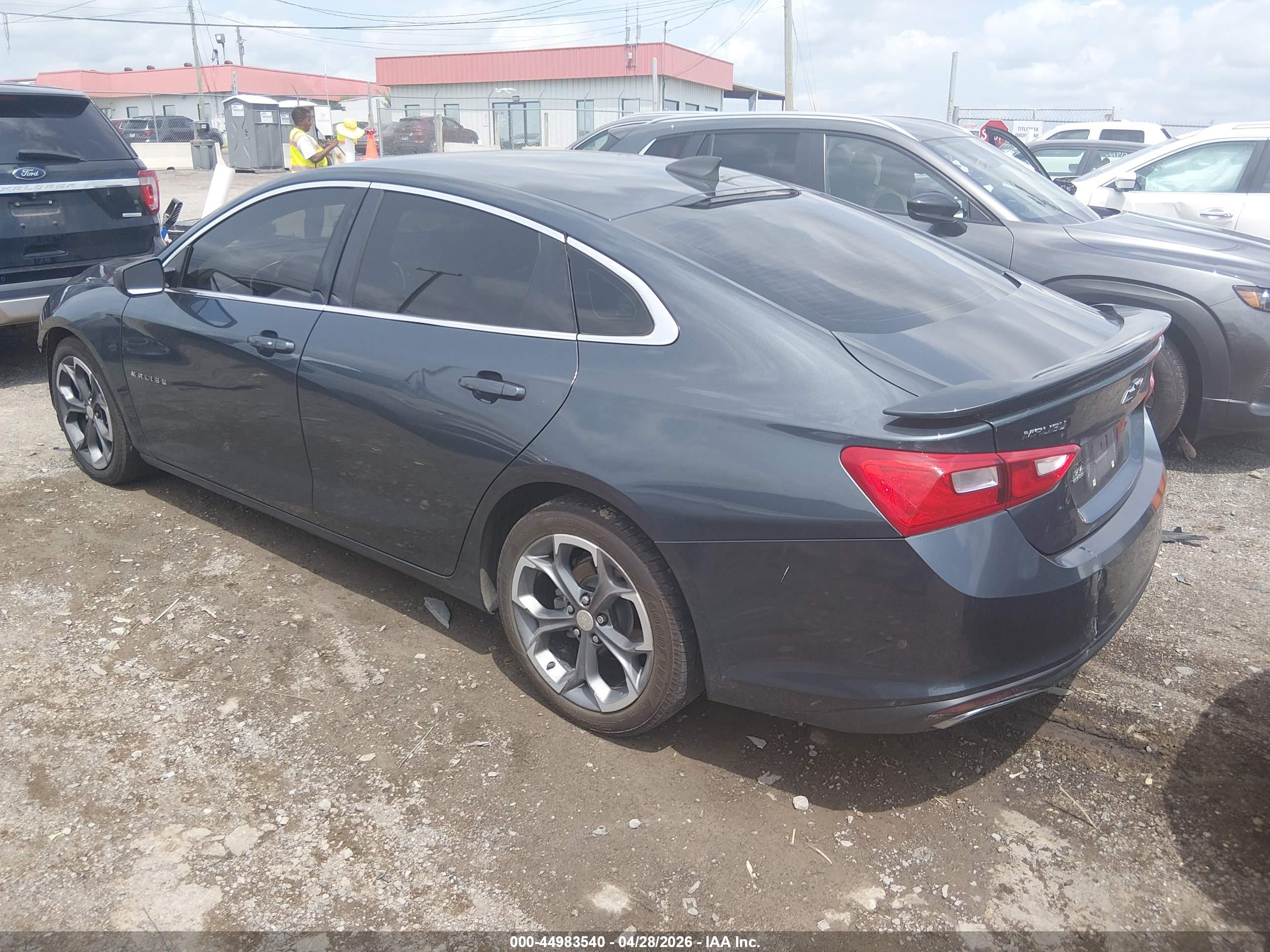 CHEVROLET MALIBU image 3