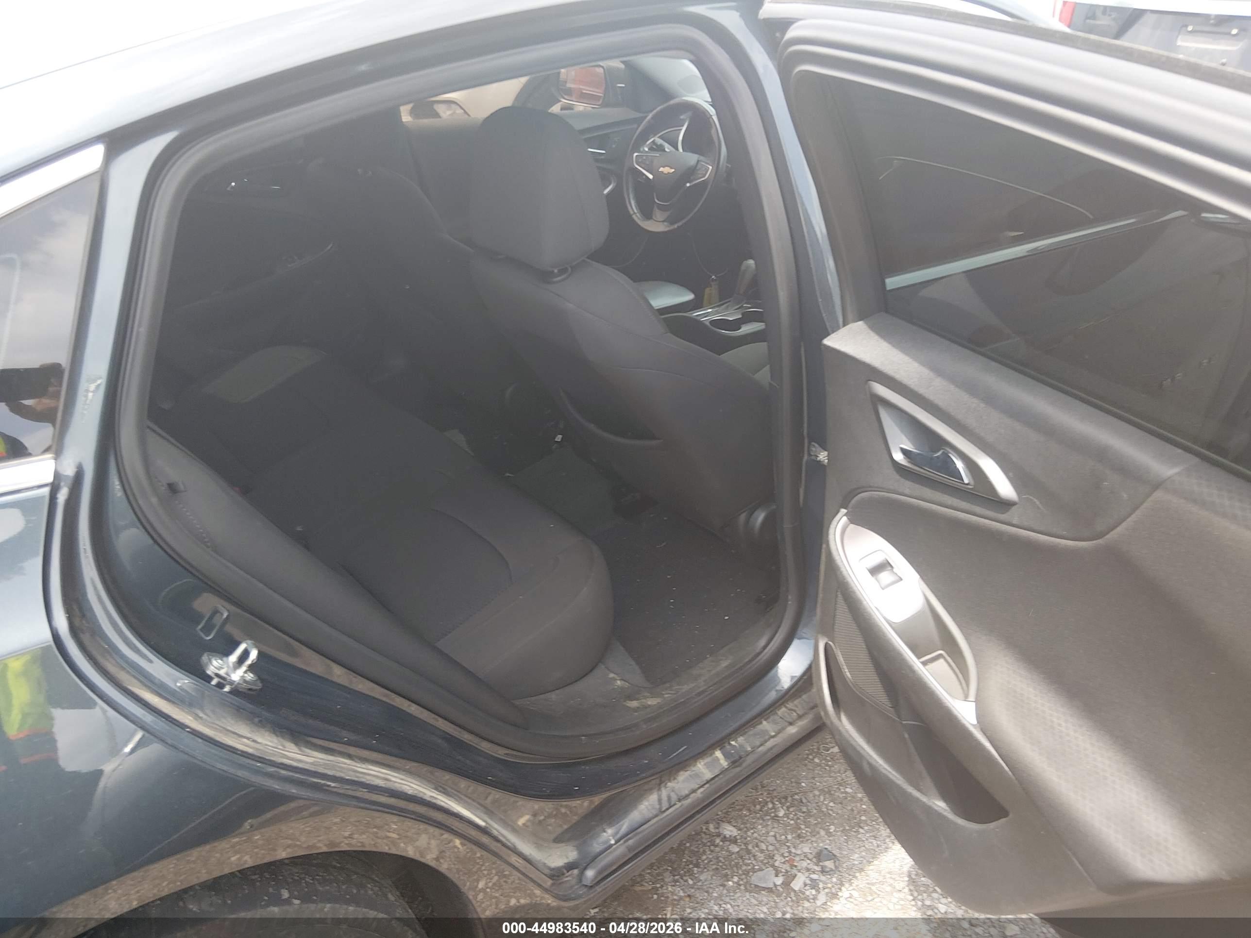 CHEVROLET MALIBU image 8