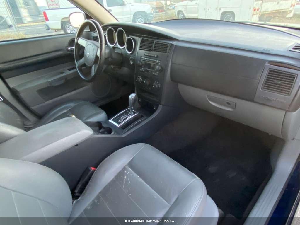 DODGE MAGNUM image 5