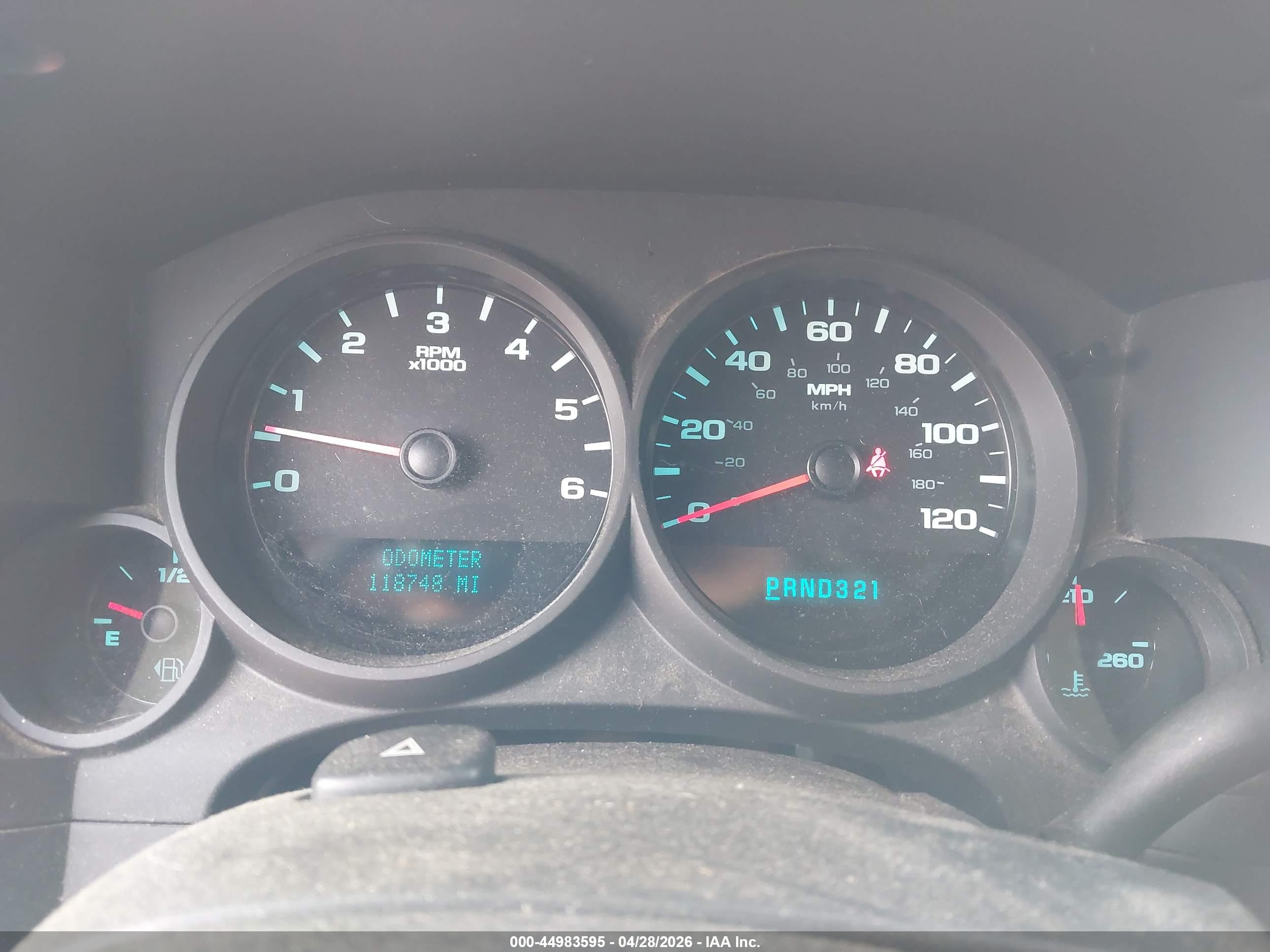 CHEVROLET SILVERADO image 7