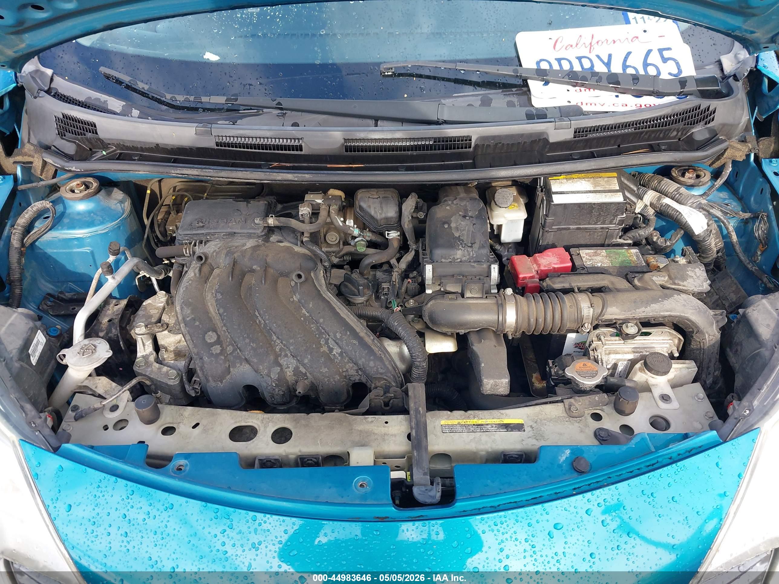 NISSAN VERSA image 10