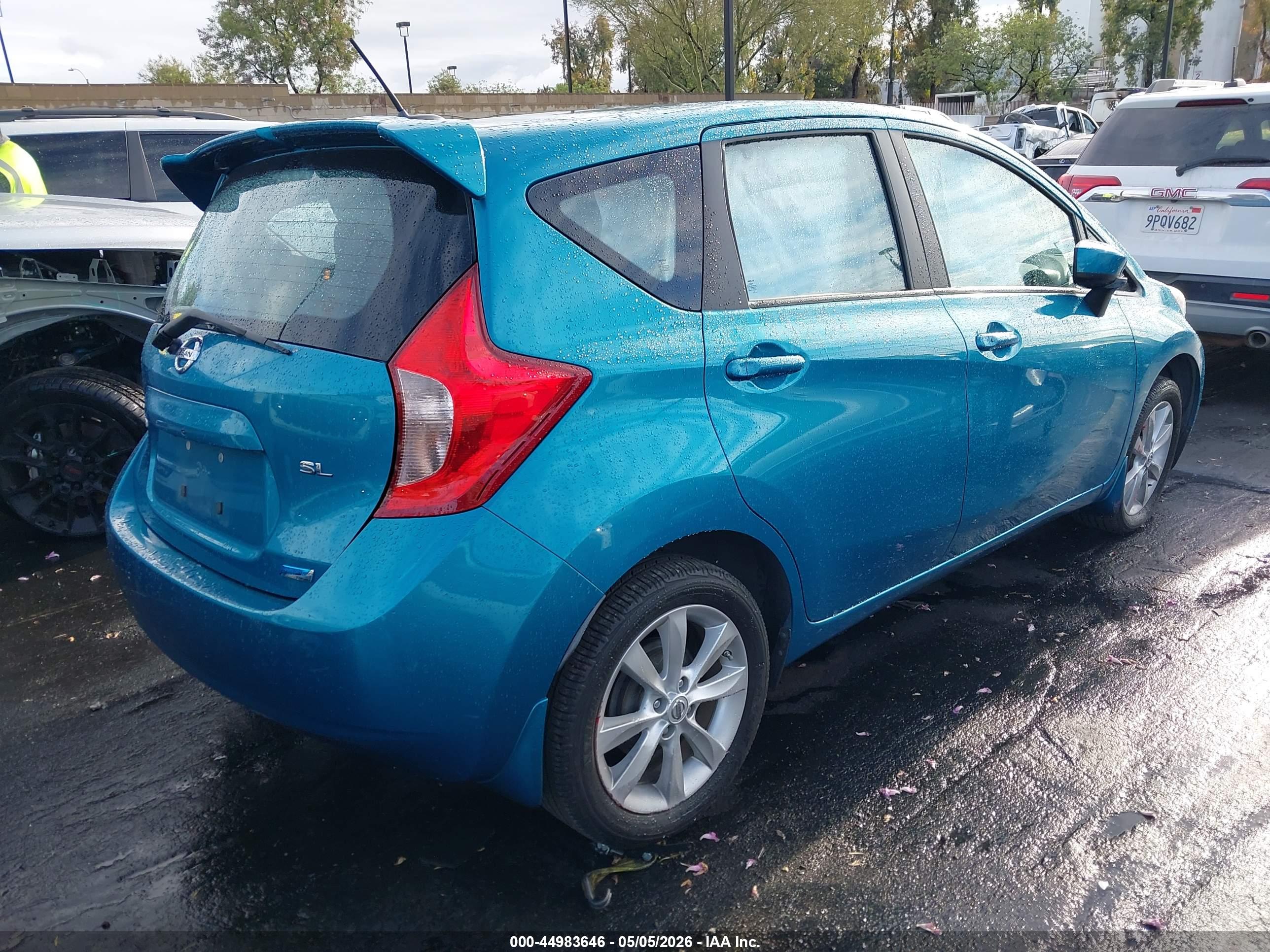 NISSAN VERSA image 4