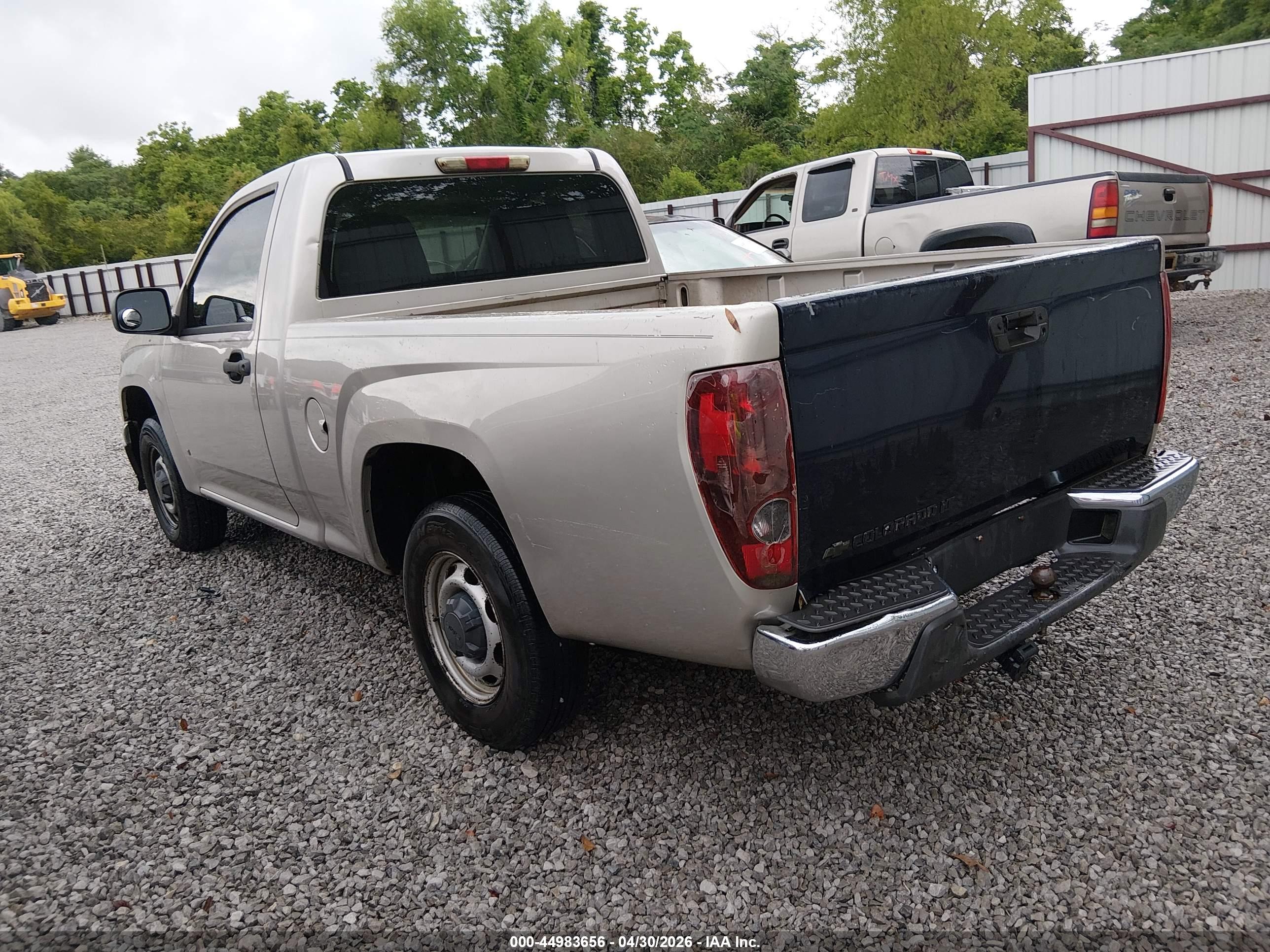 GMC CANYON image 3