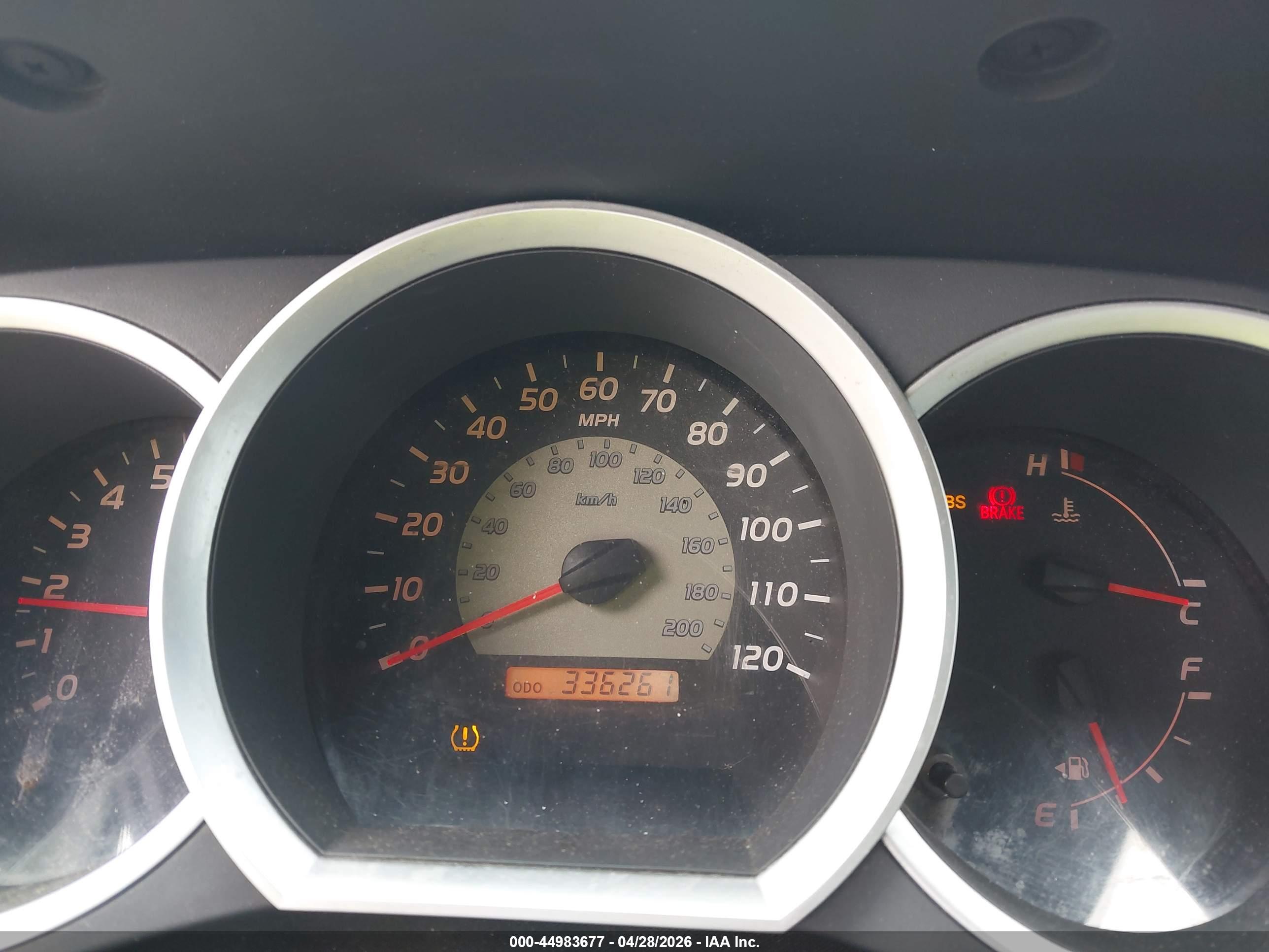 TOYOTA TACOMA image 7
