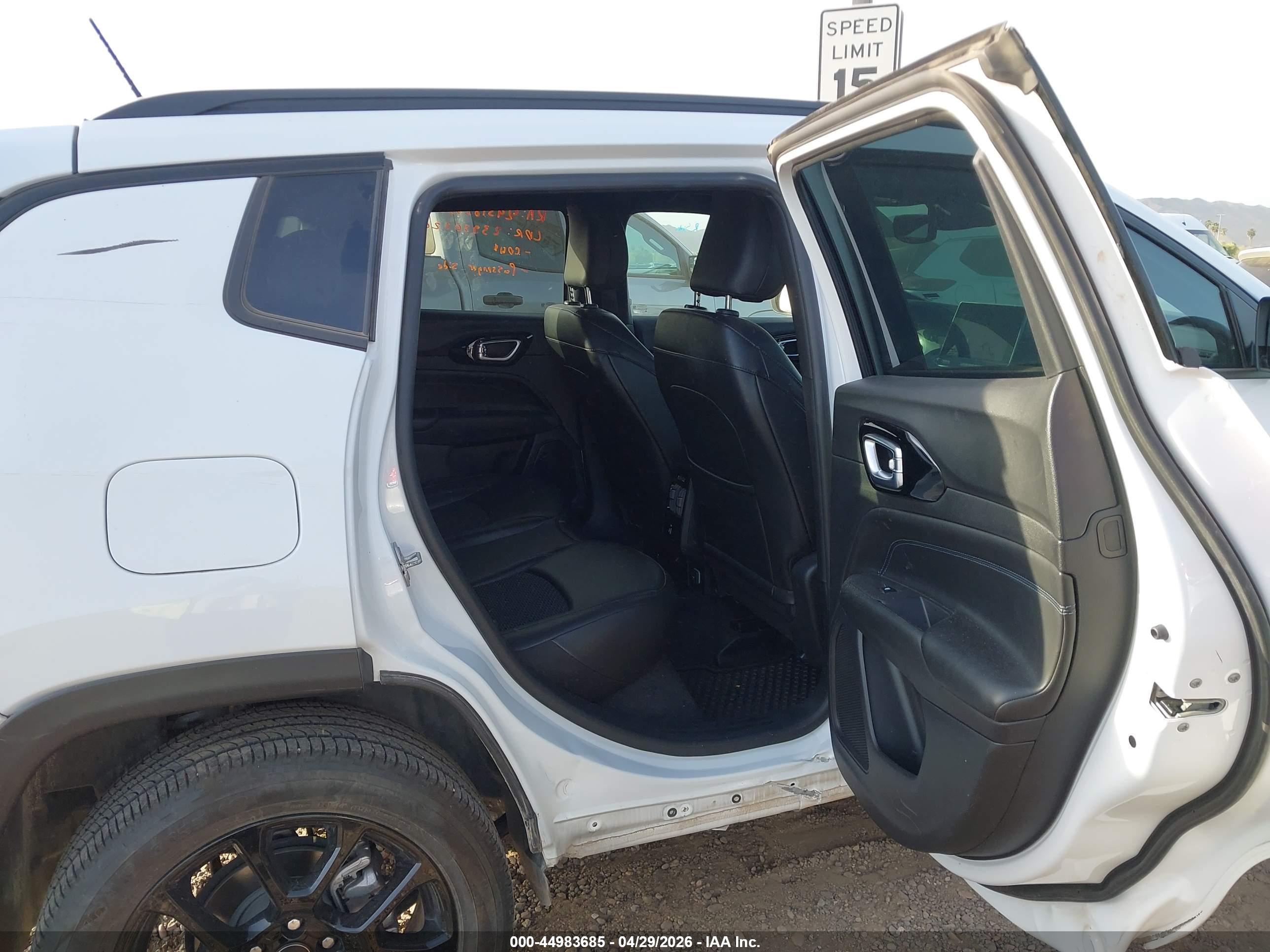 JEEP COMPASS image 8