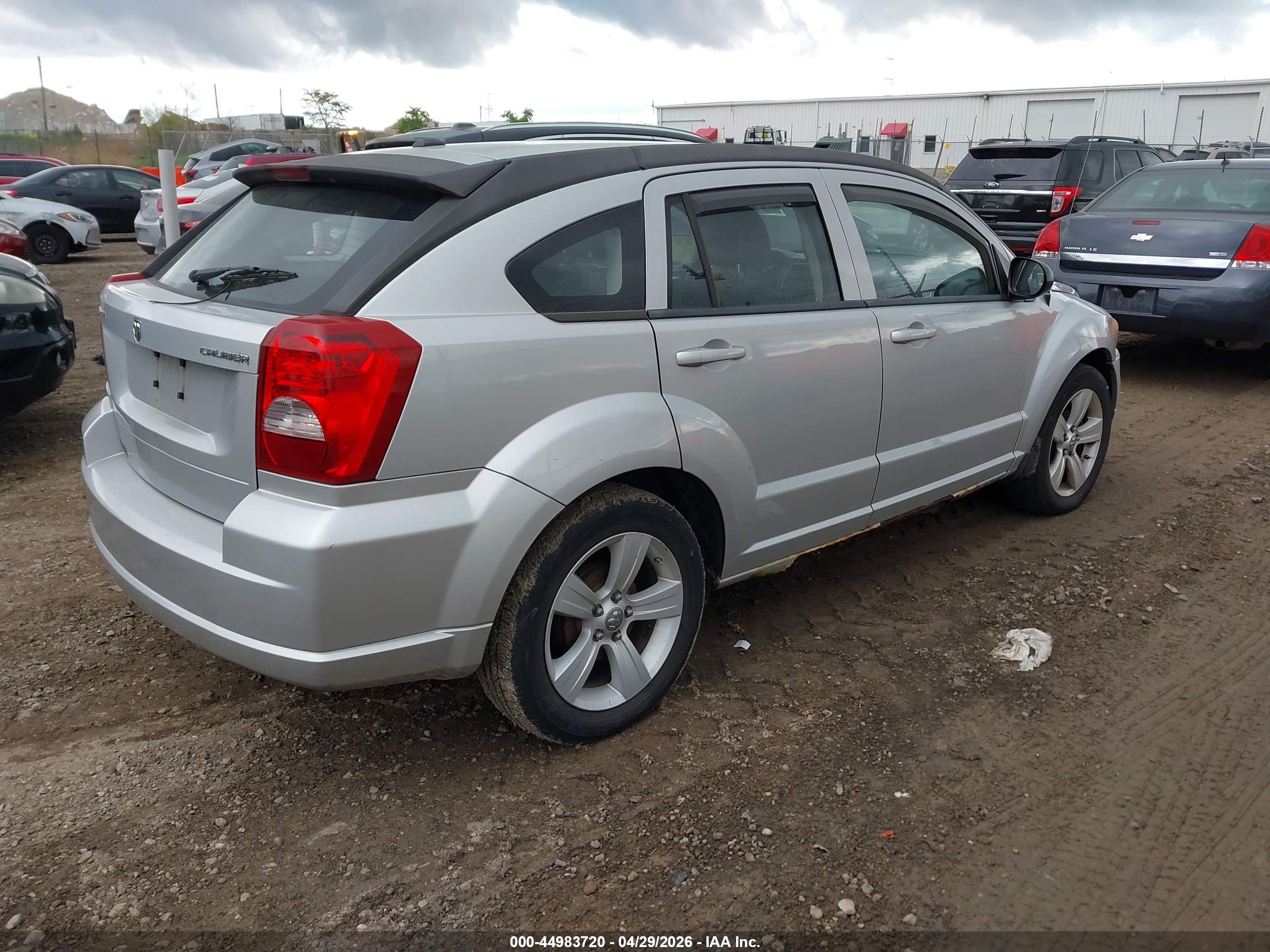 DODGE CALIBER image 4