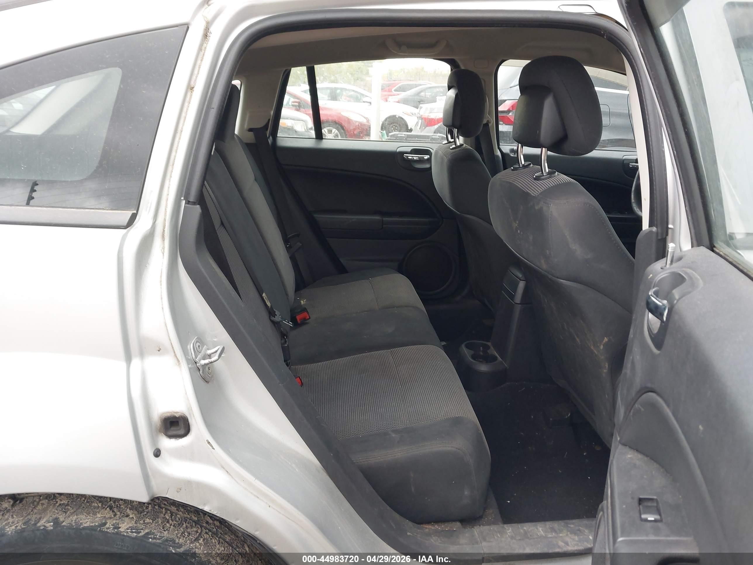 DODGE CALIBER image 8