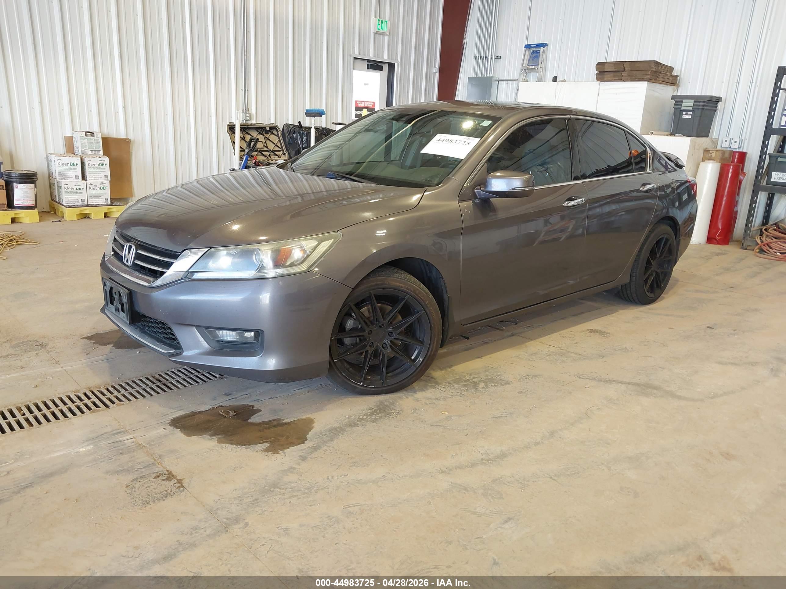 HONDA ACCORD image 2
