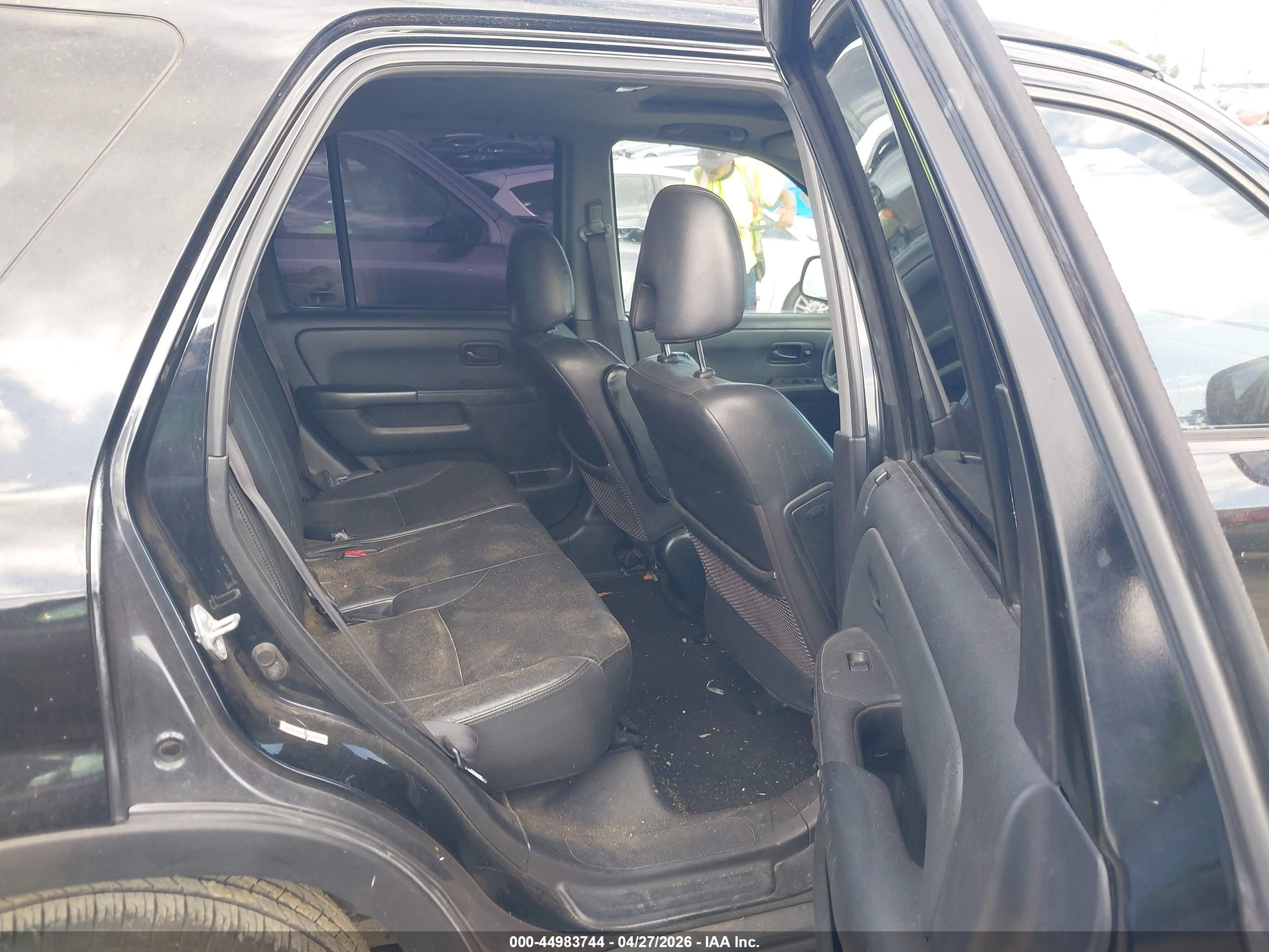 HONDA CR-V image 8