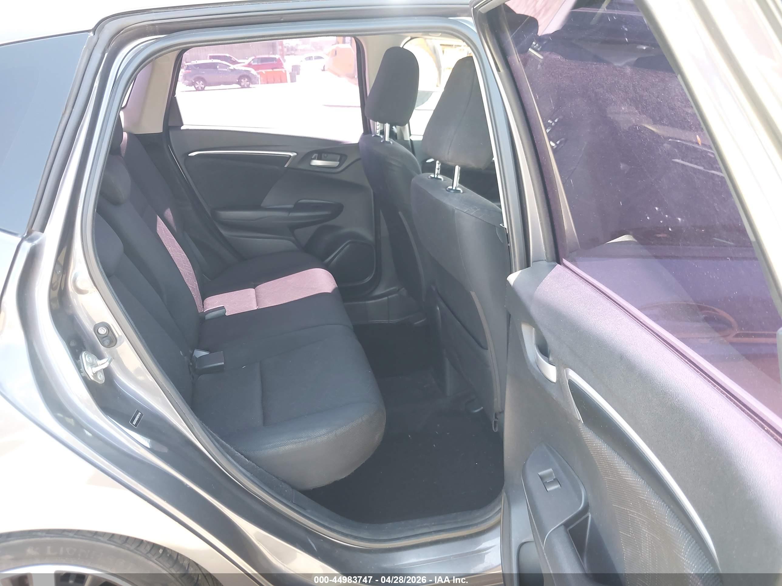HONDA FIT image 8