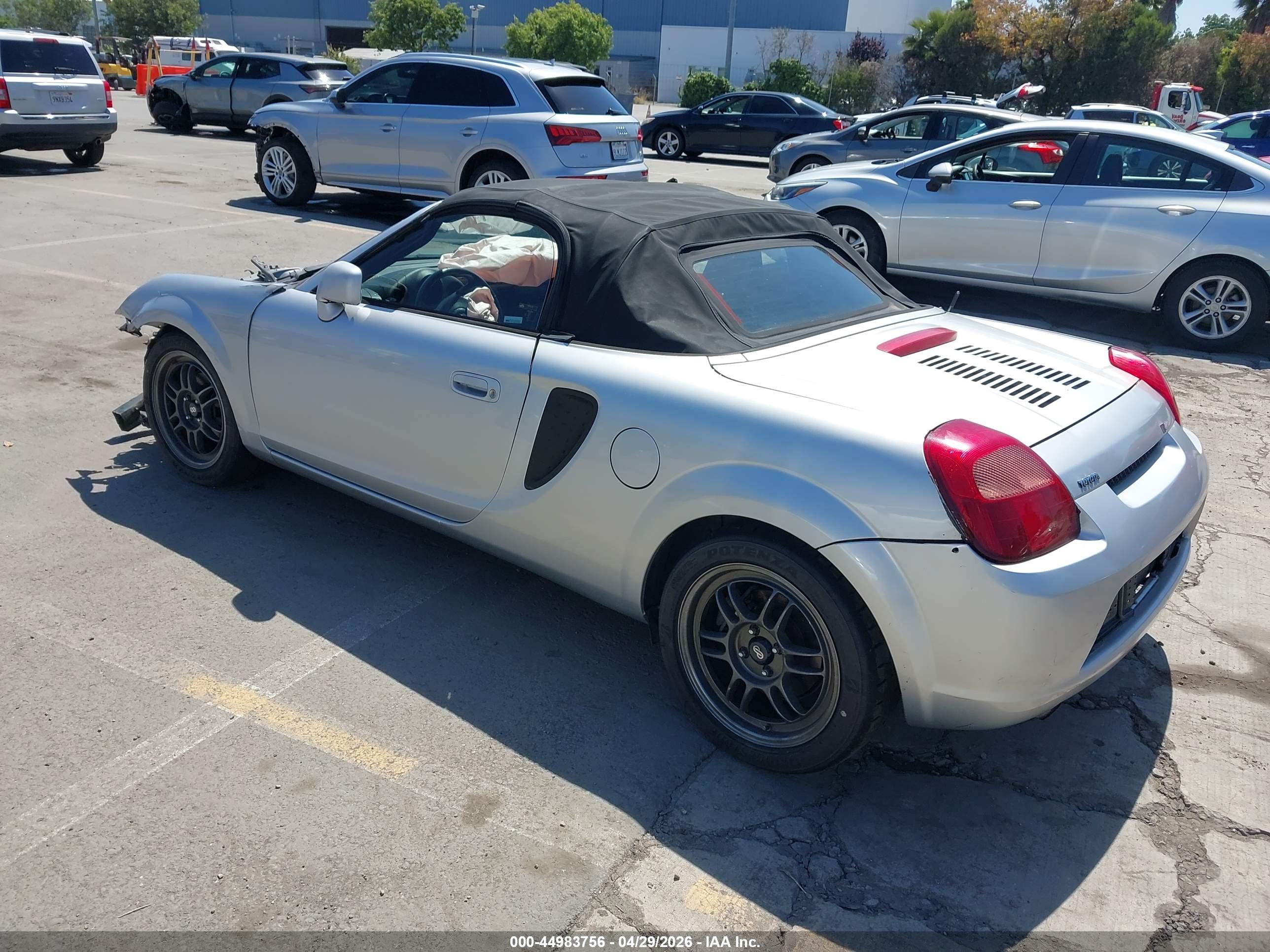 TOYOTA MR2 image 3