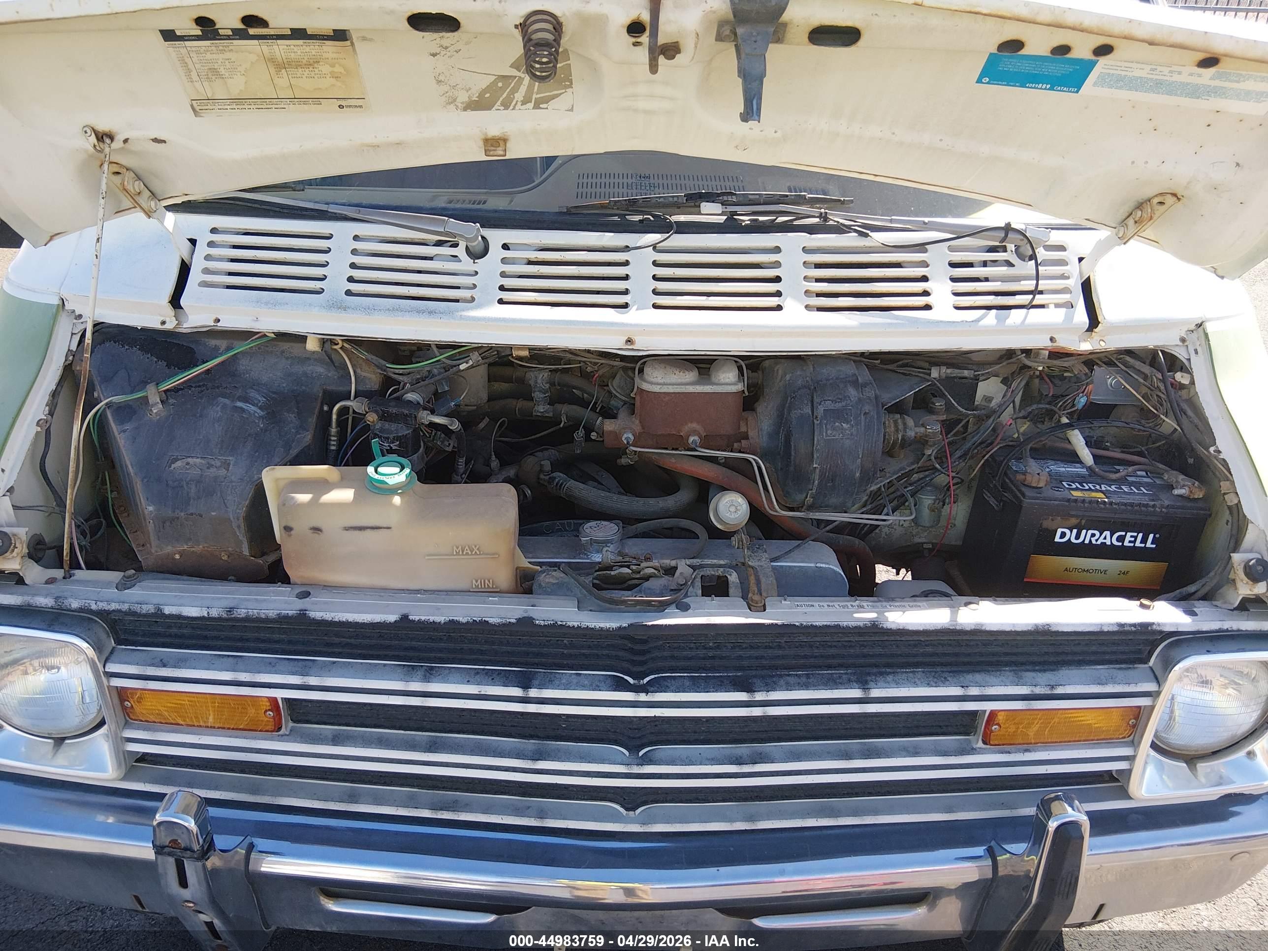 DODGE B300 image 10