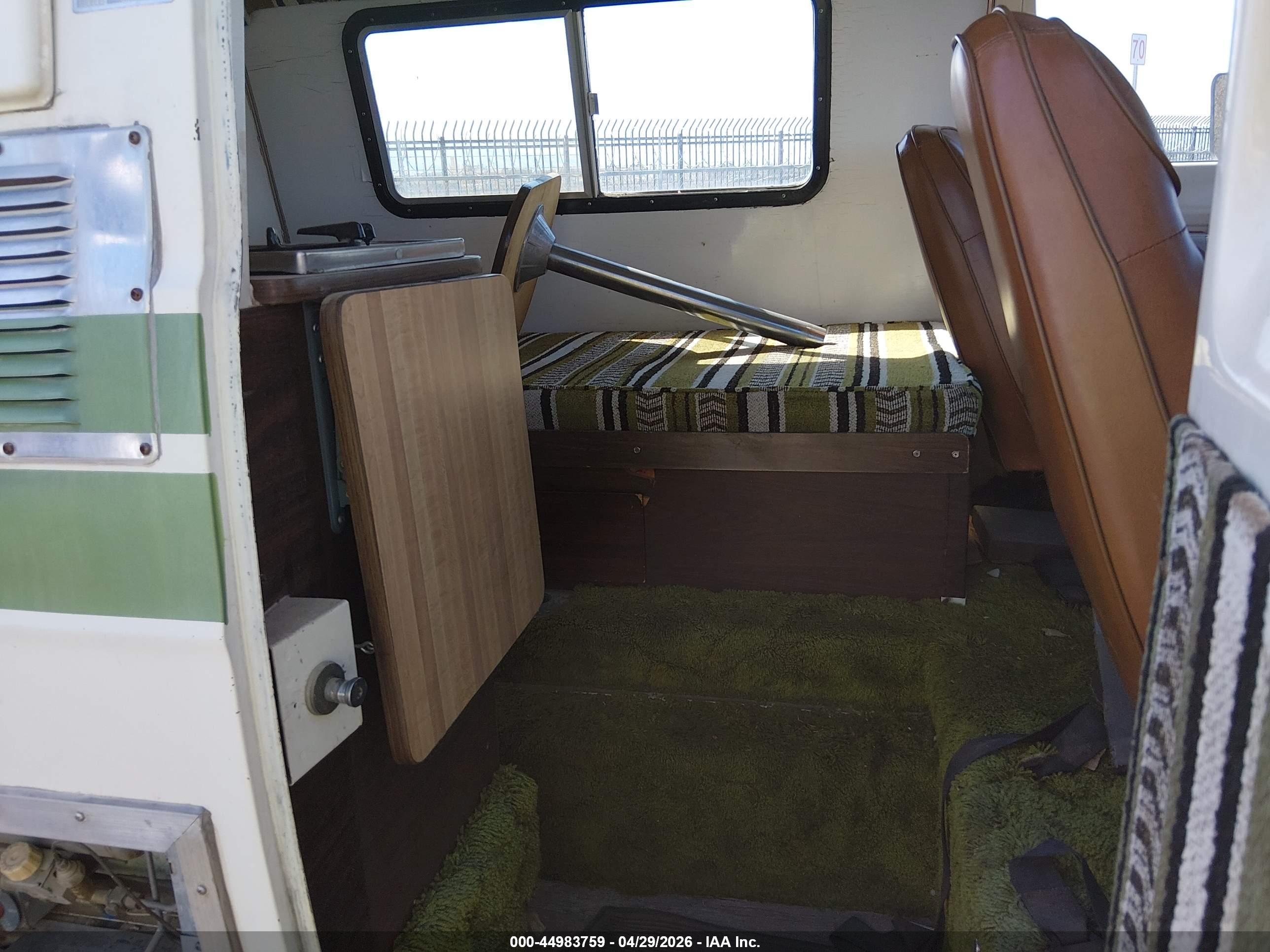 DODGE B300 image 8