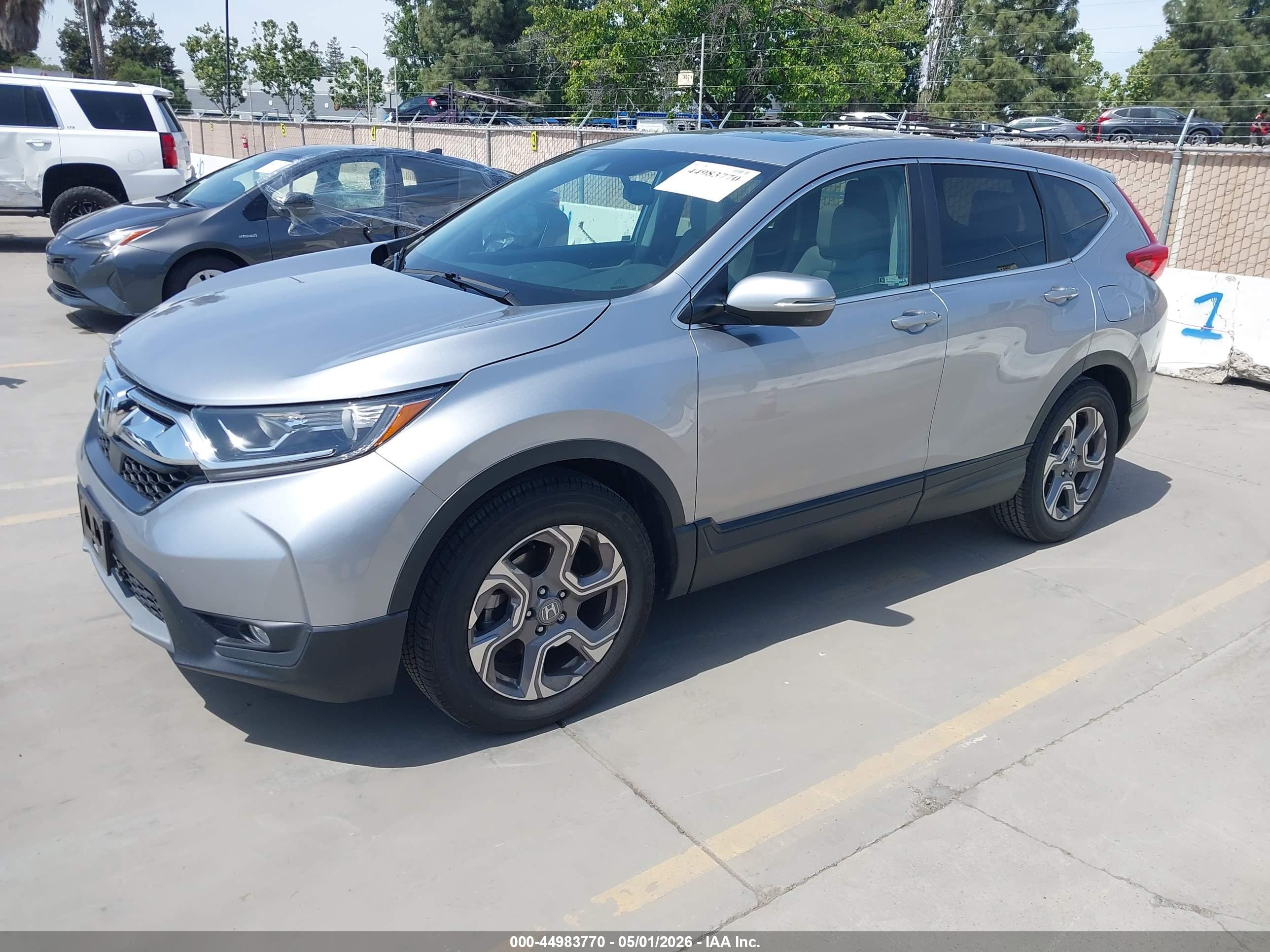HONDA CR-V image 2