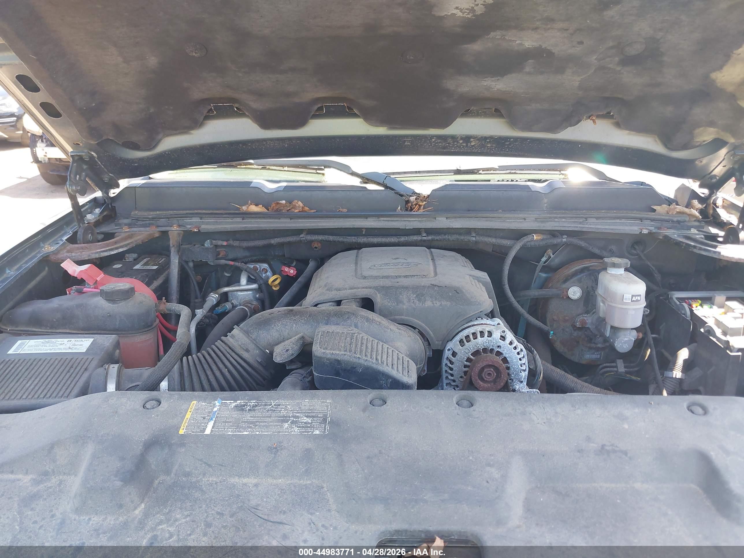 CHEVROLET SILVERADO image 10