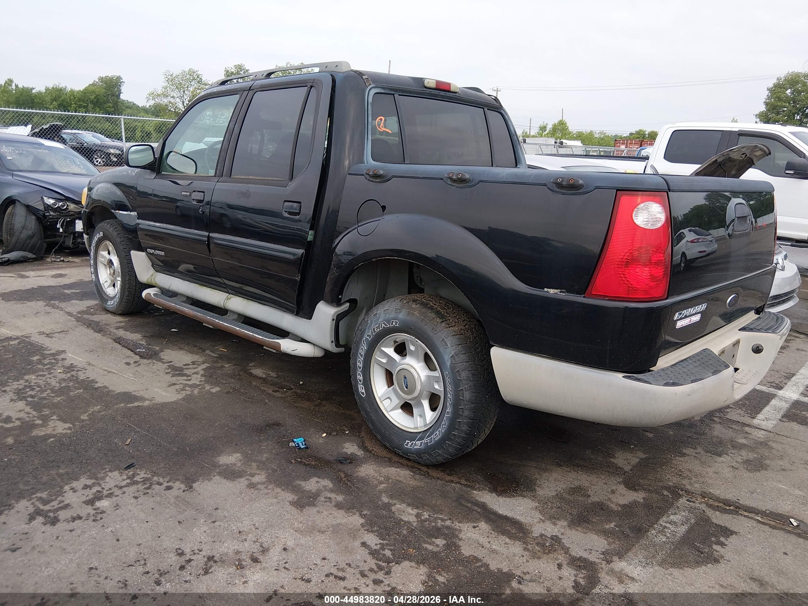 FORD EXPLORER image 3