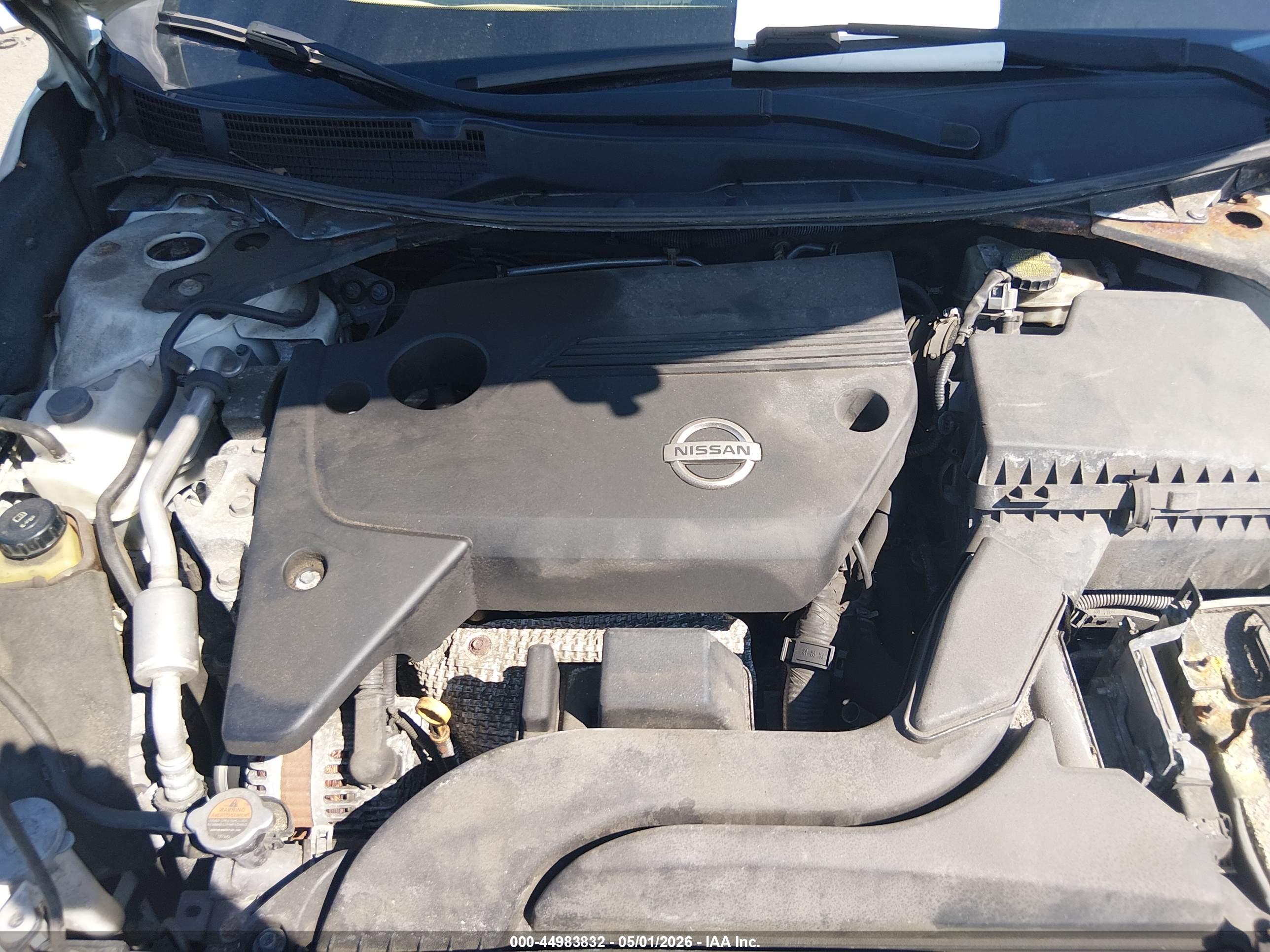 NISSAN ALTIMA image 10
