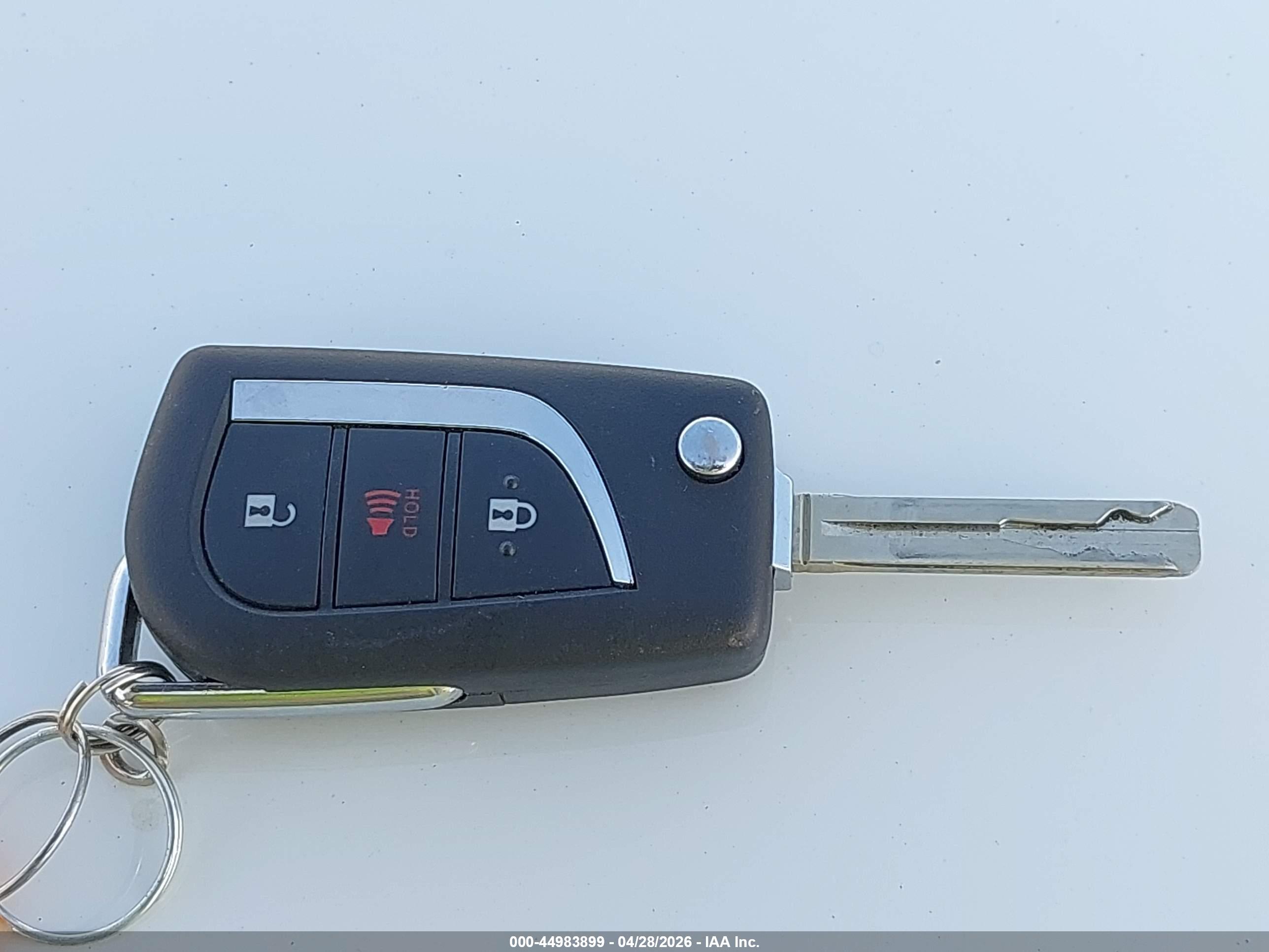 TOYOTA RAV4 image 11