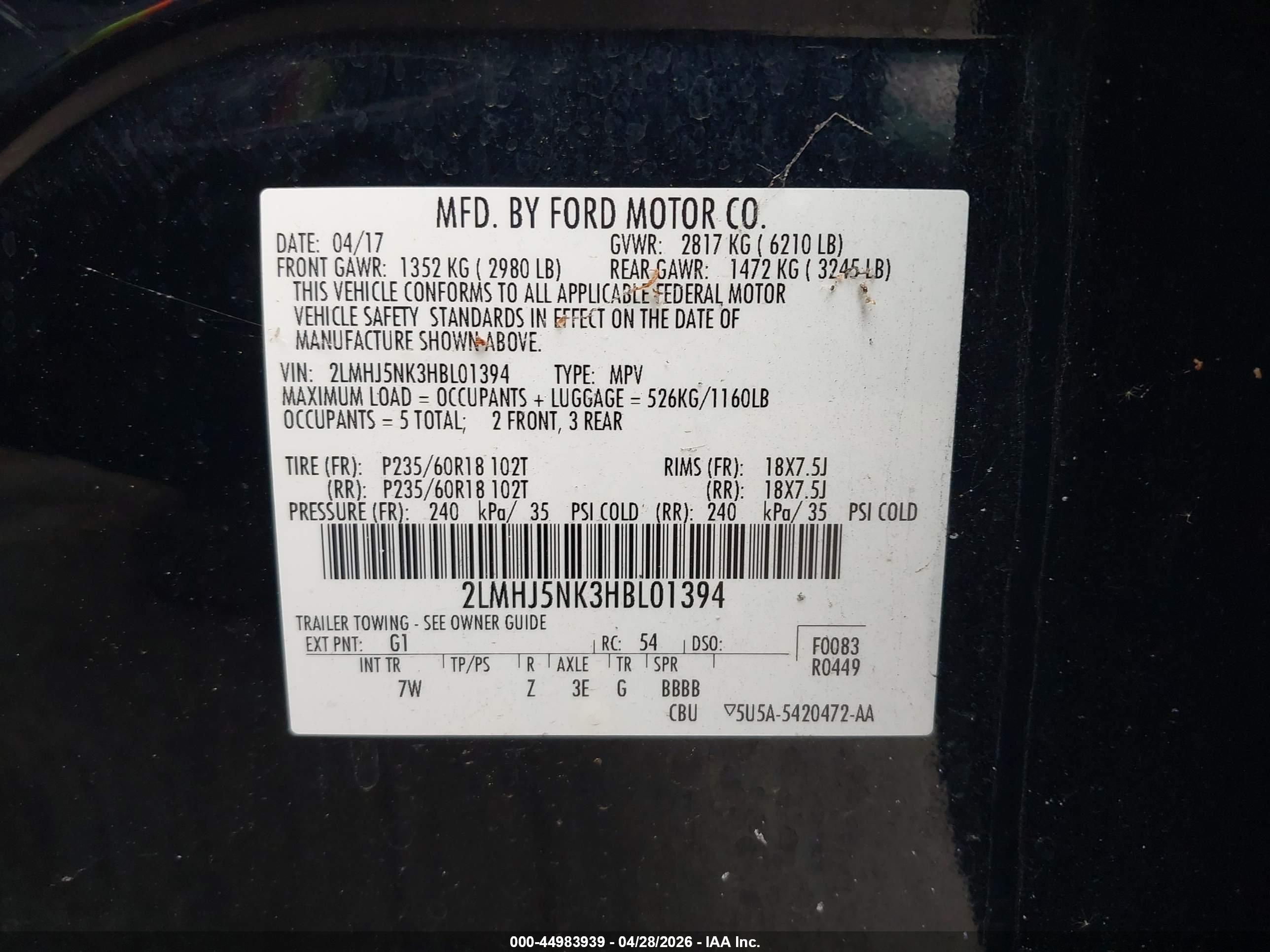 LINCOLN MKT image 9
