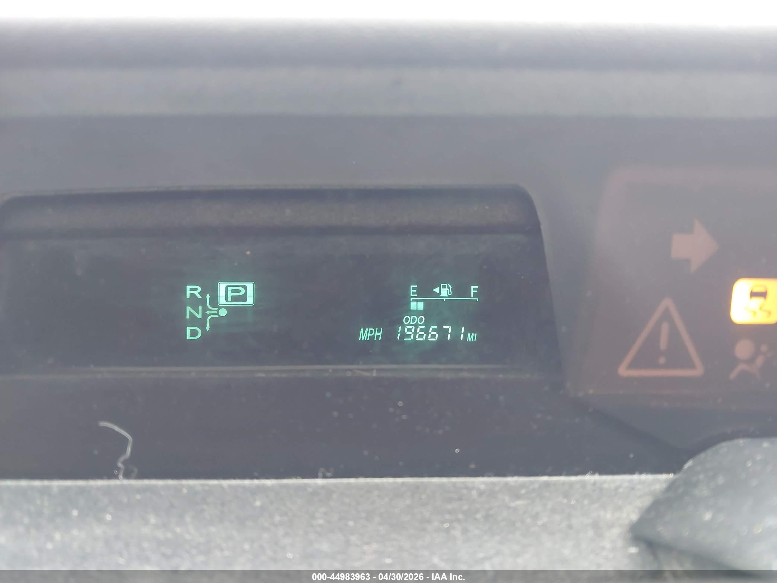 TOYOTA PRIUS image 7