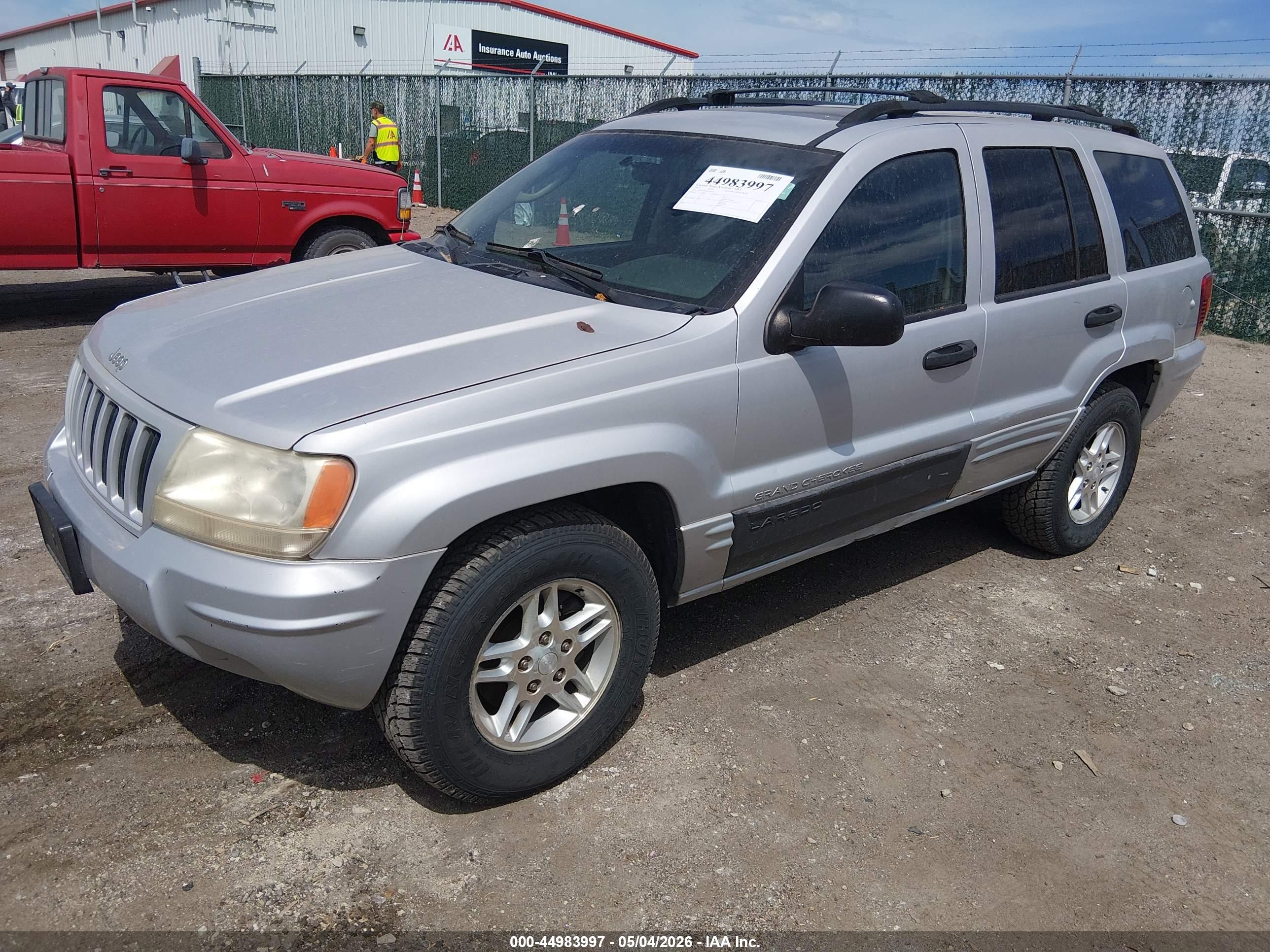 JEEP GRAND image 2