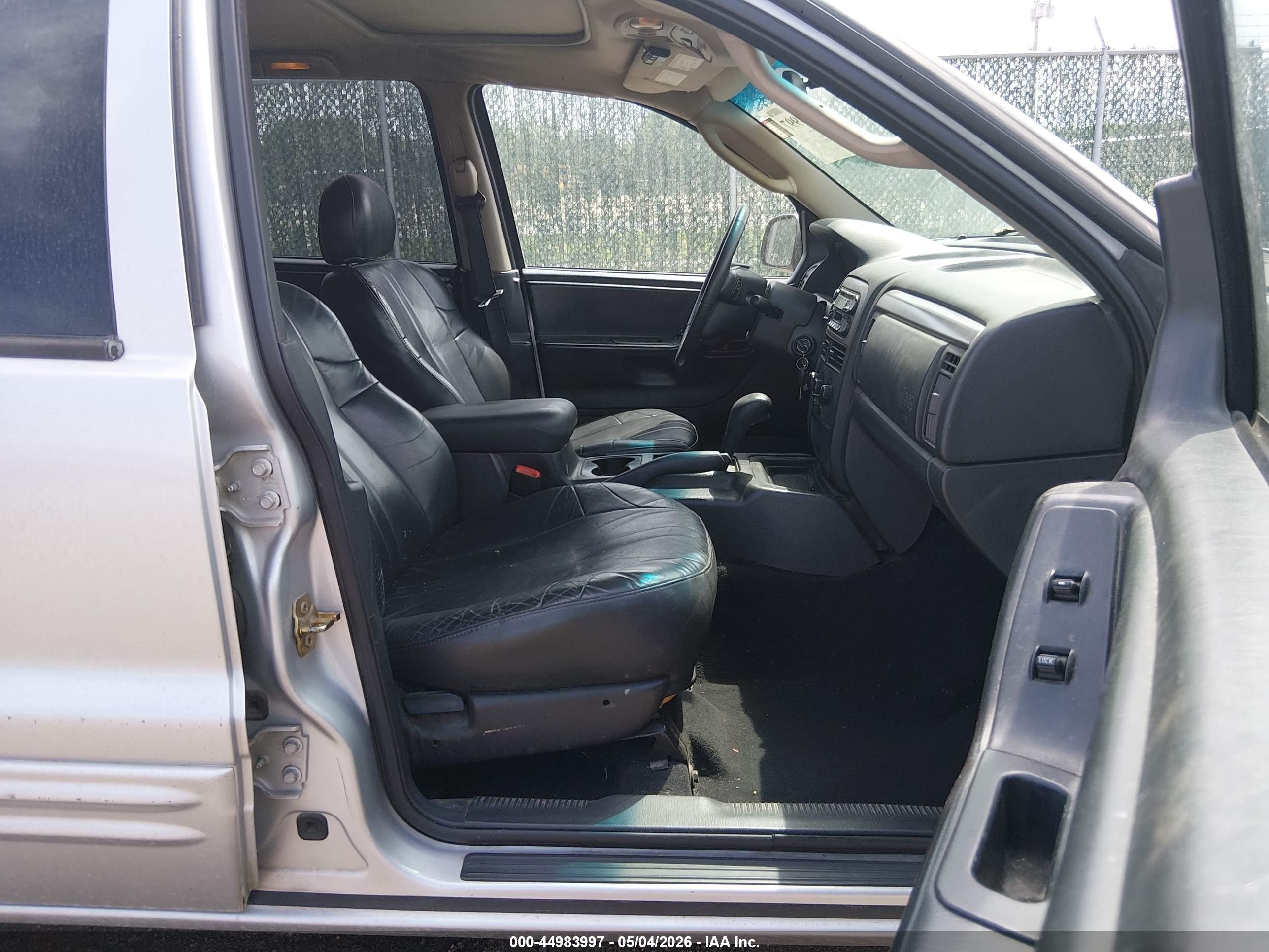 JEEP GRAND image 5