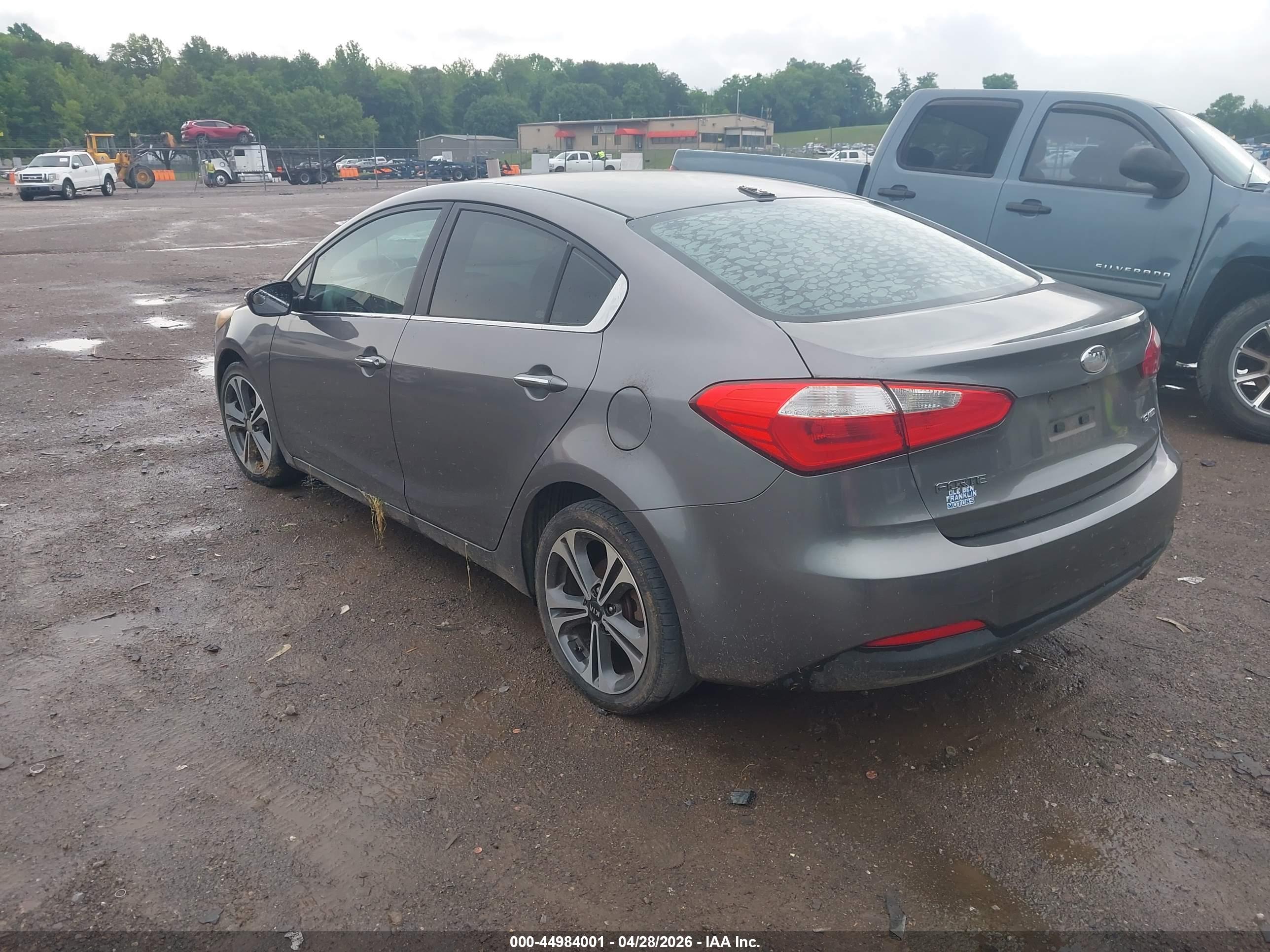 KIA FORTE image 3