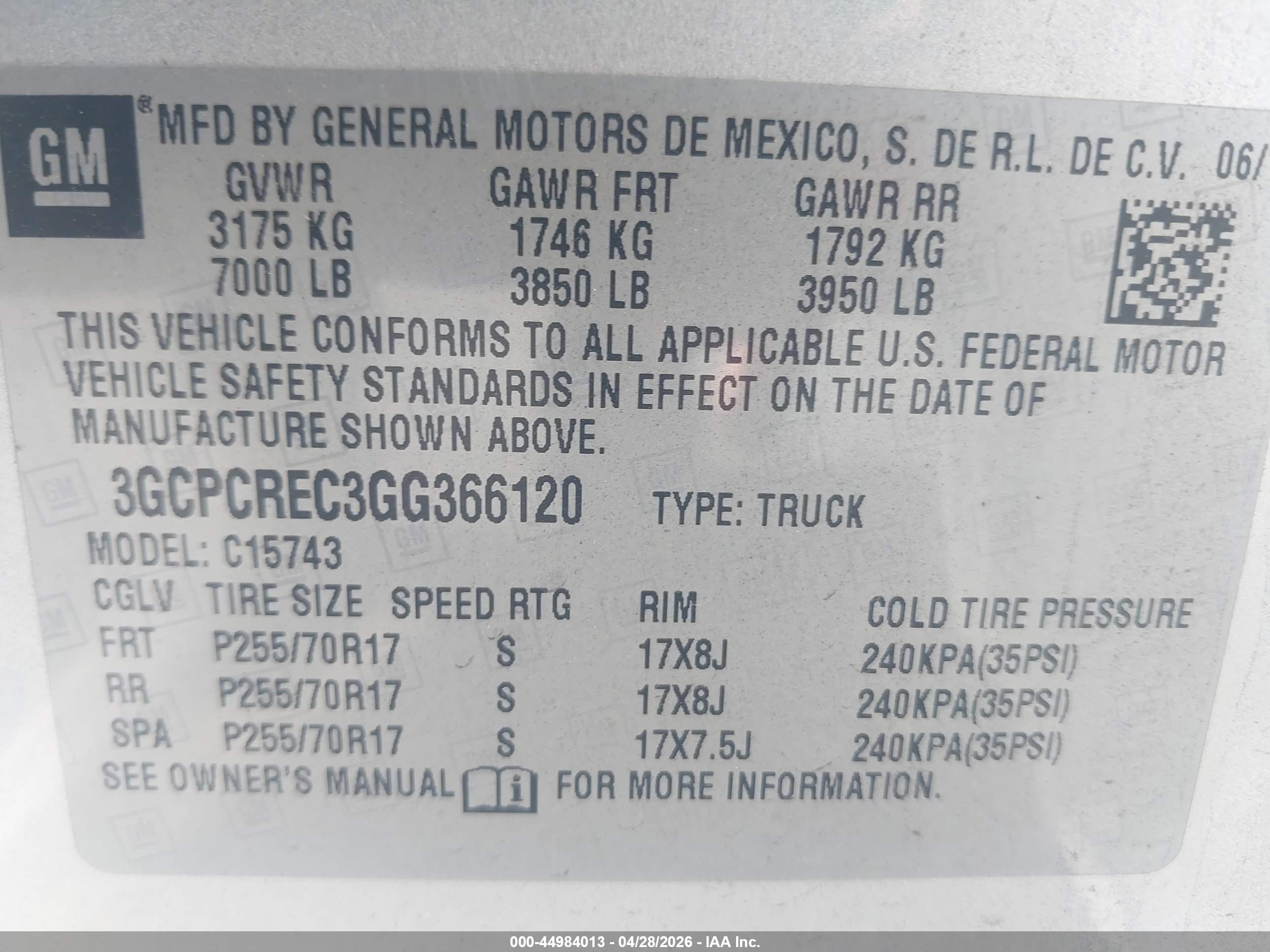 CHEVROLET SILVERADO image 9
