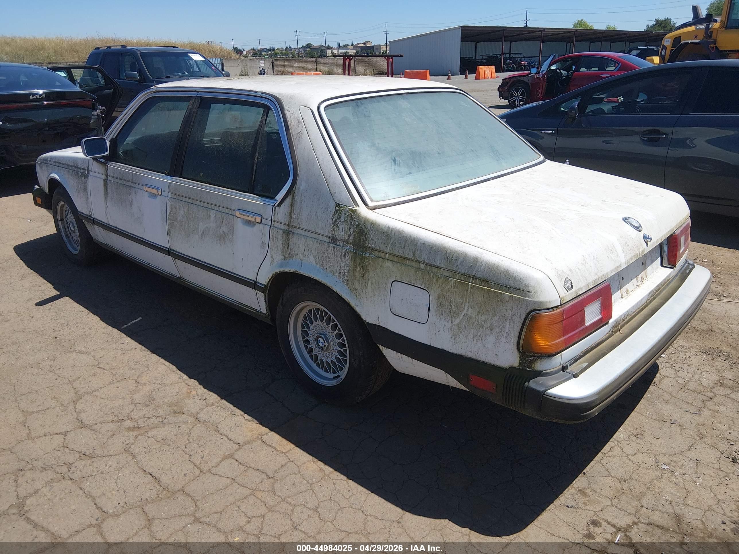 BMW 733 image 3