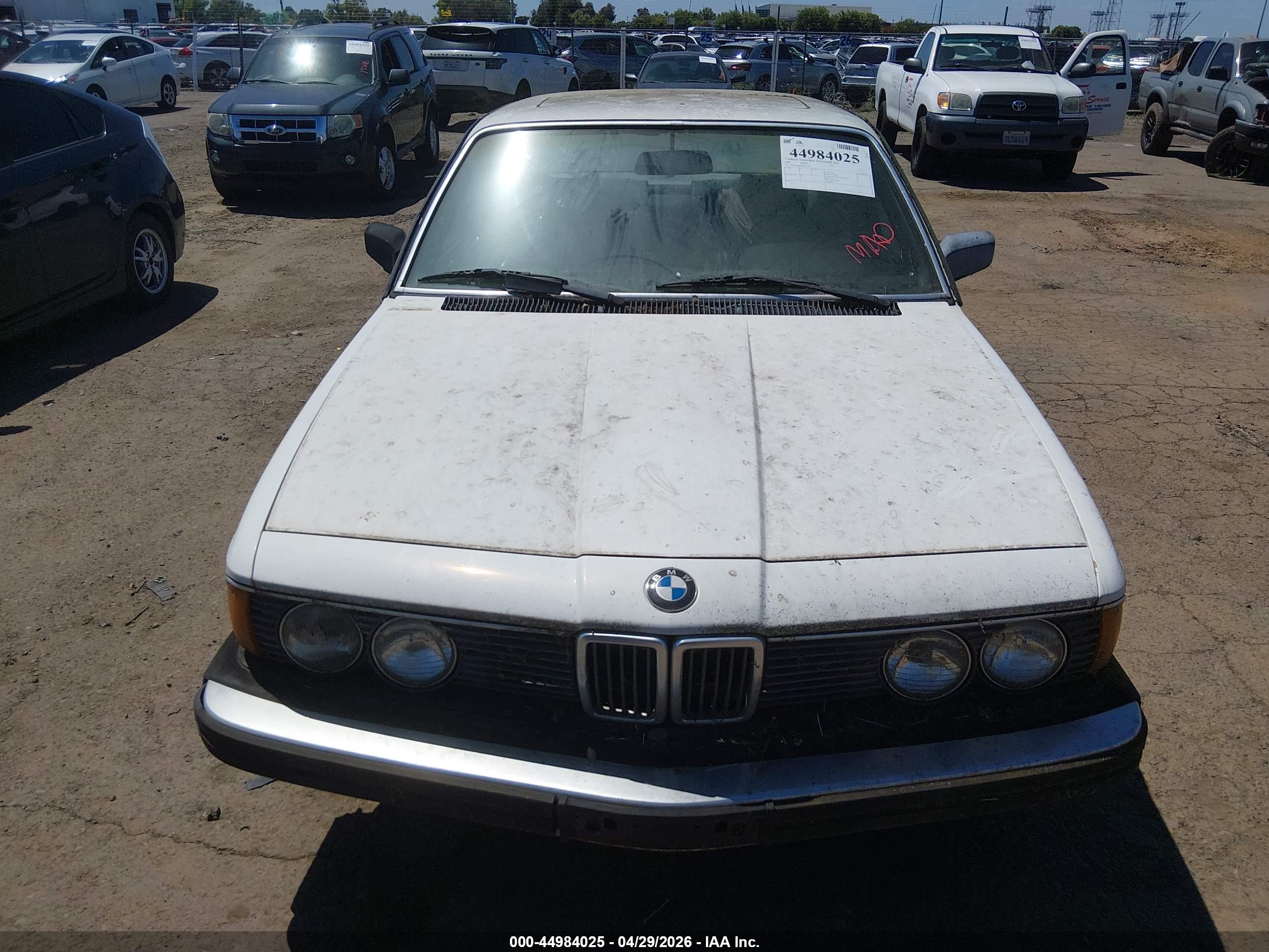 BMW 733 image 6