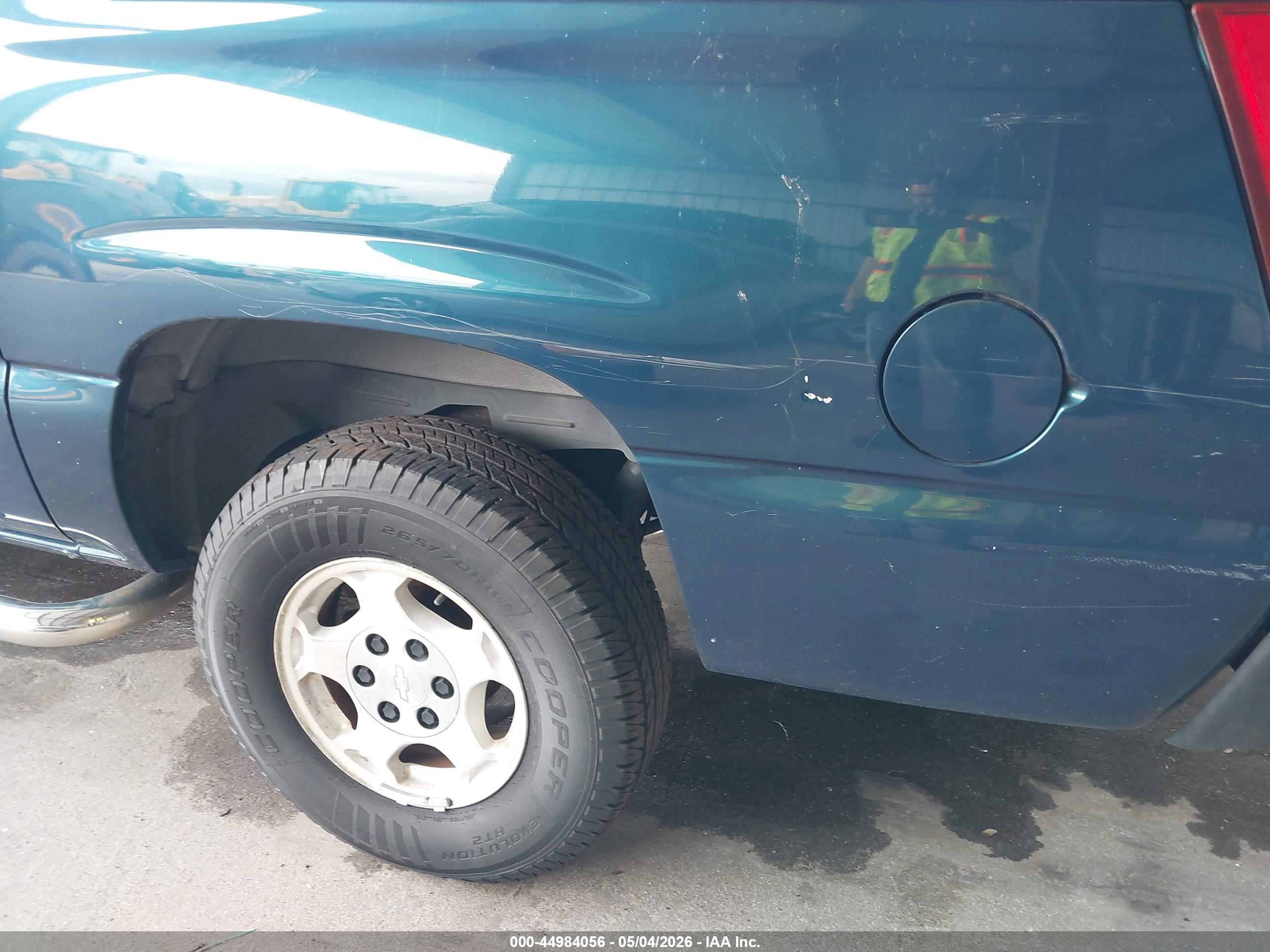 CHEVROLET AVALANCHE image 6