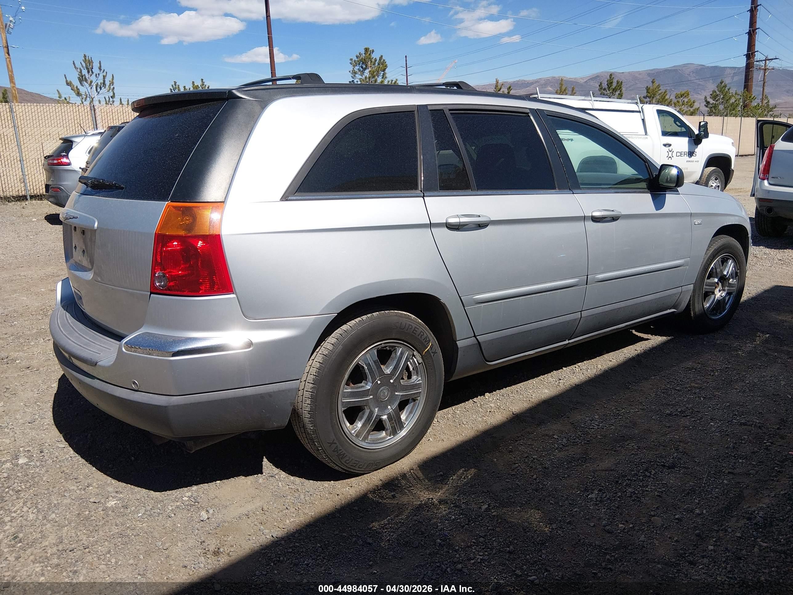 CHRYSLER PACIFICA image 4
