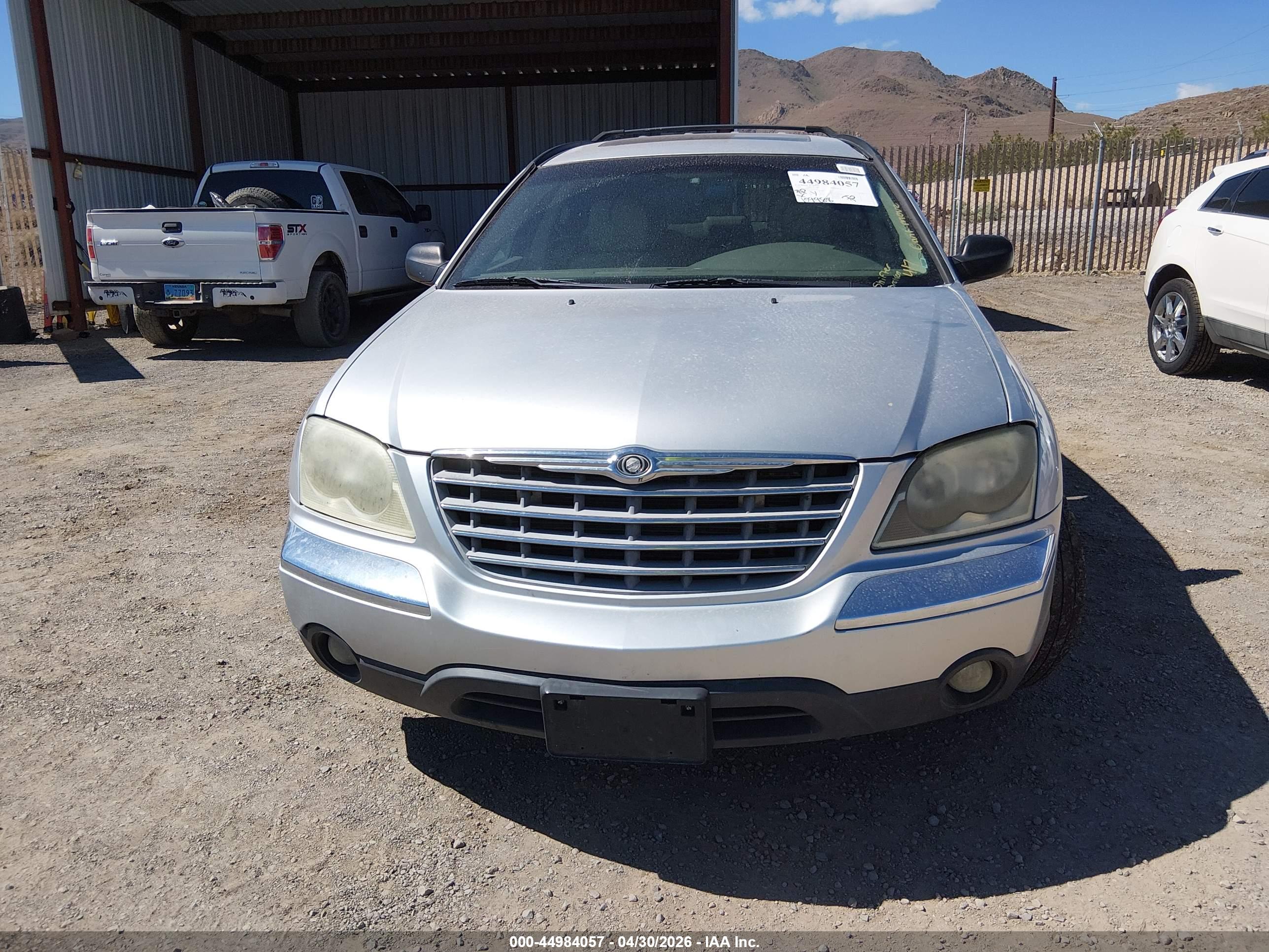 CHRYSLER PACIFICA image 6